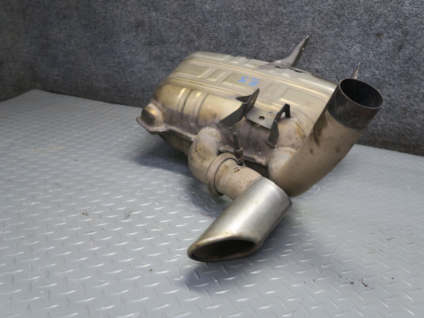 1999-2001 Porsche 911 996 M/T Rear Left Exhaust Muffler w Tip 99611112256