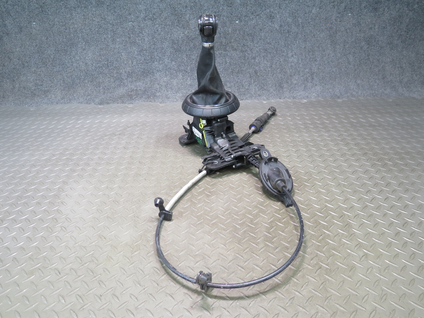 16-19 Mini Cooper F55 F56 F57 A/T Automatic Transmission Shifter w Cable OEM