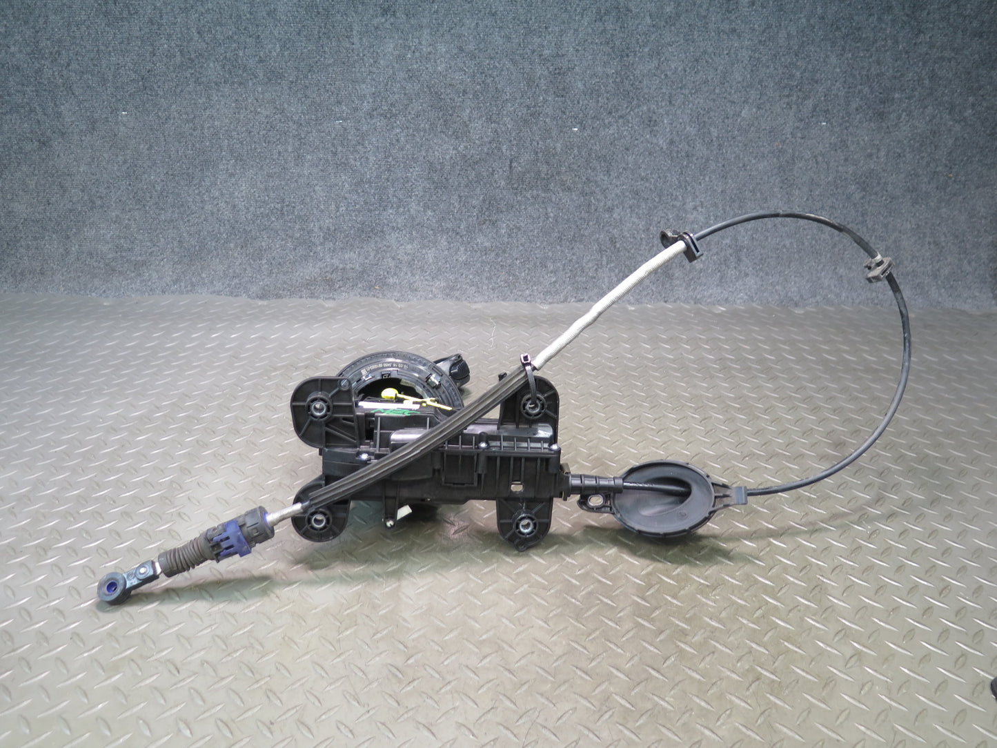 16-19 Mini Cooper F55 F56 F57 A/T Automatic Transmission Shifter w Cable OEM