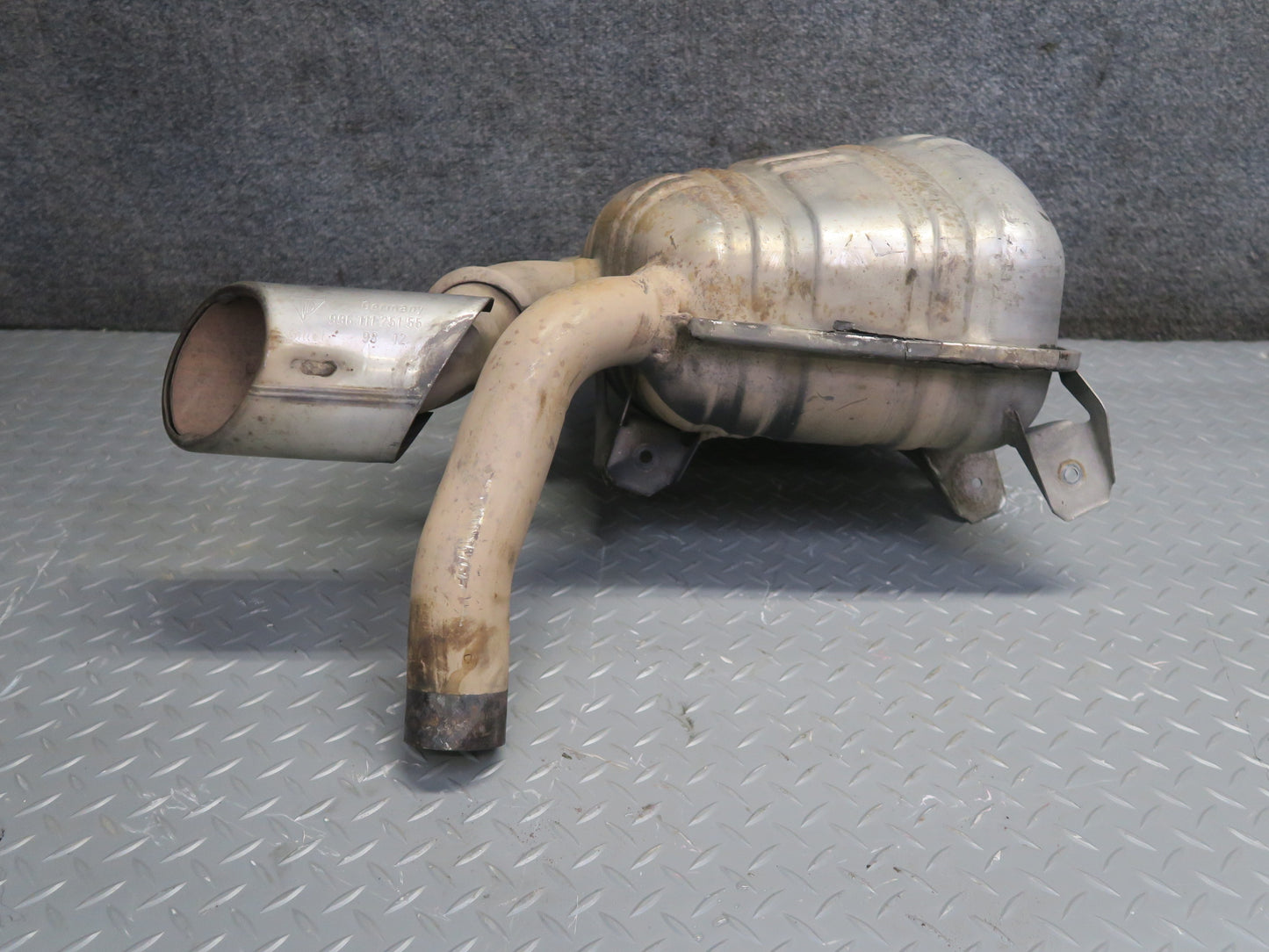 1999-2001 Porsche 911 996 M/T Rear Right Exhaust Muffler w Tip 99611112156