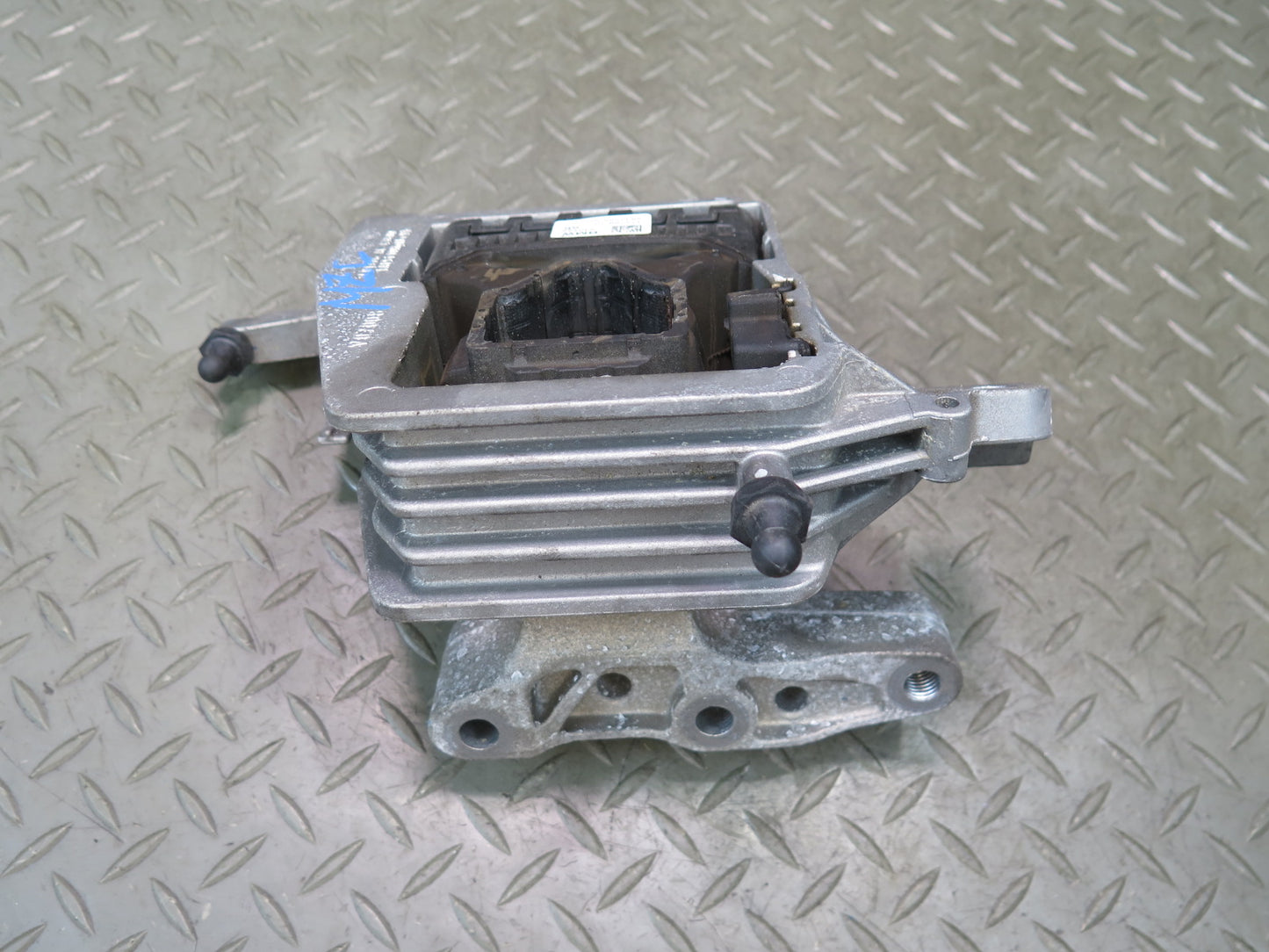 2016 Mini Cooper S F55 F56 F57 Automatic Transmission Mount Support 8835566 OEM