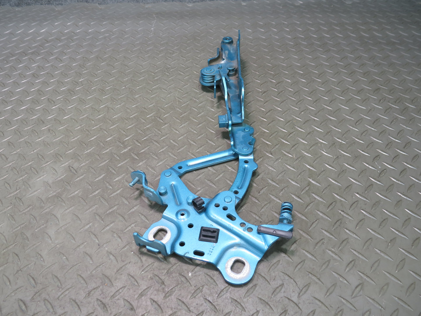 16-24 Mini Cooper F55 F56 F57 Set of 2 Front Left & Right Hood Hinge OEM
