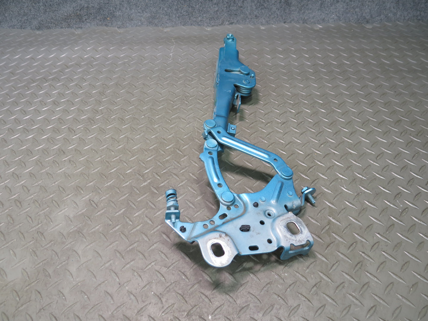 16-24 Mini Cooper F55 F56 F57 Set of 2 Front Left & Right Hood Hinge OEM