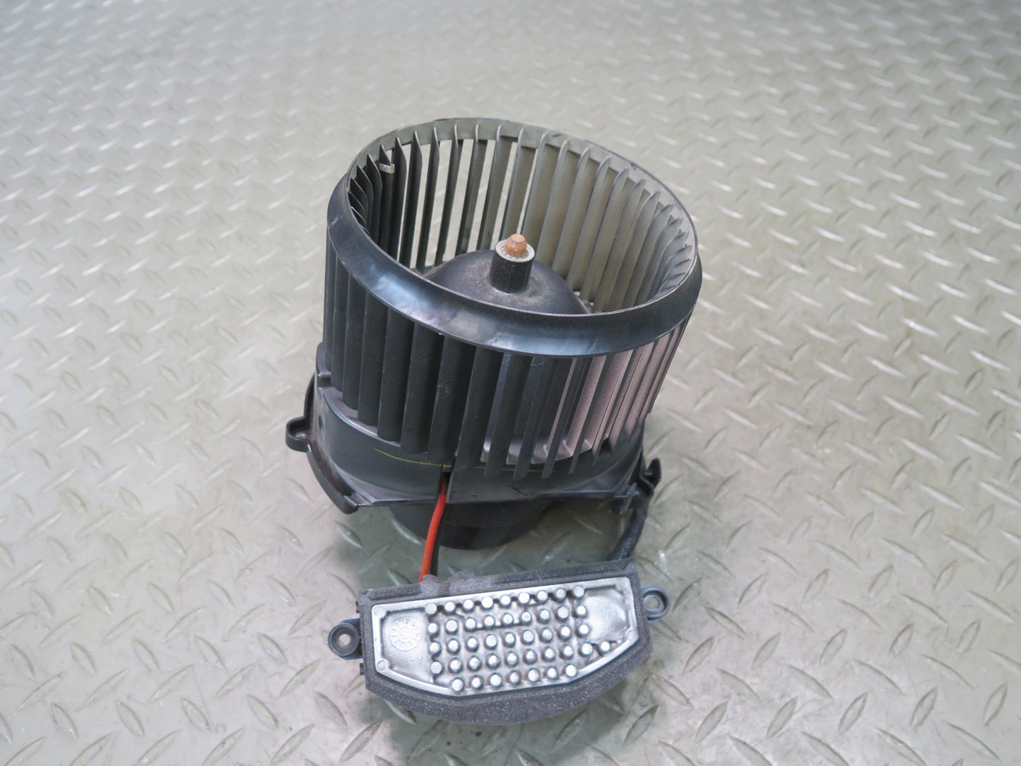 14-24 Mini Cooper F55 F56 F57 A/C Heater Blower Motor Fan w Resistor OEM