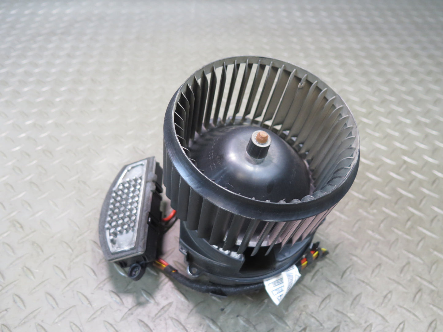 14-24 Mini Cooper F55 F56 F57 A/C Heater Blower Motor Fan w Resistor OEM