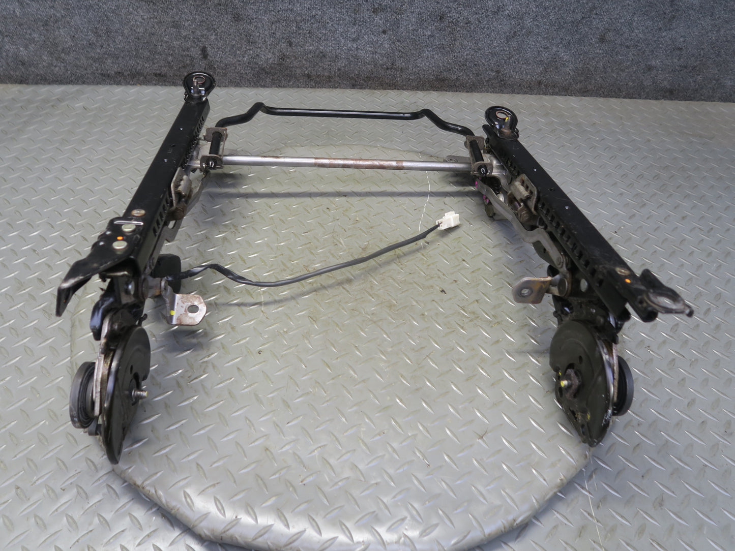 00-02 Toyota MR2 Spyder ZZW30L Front Left Seat Lower Track Rails OEM