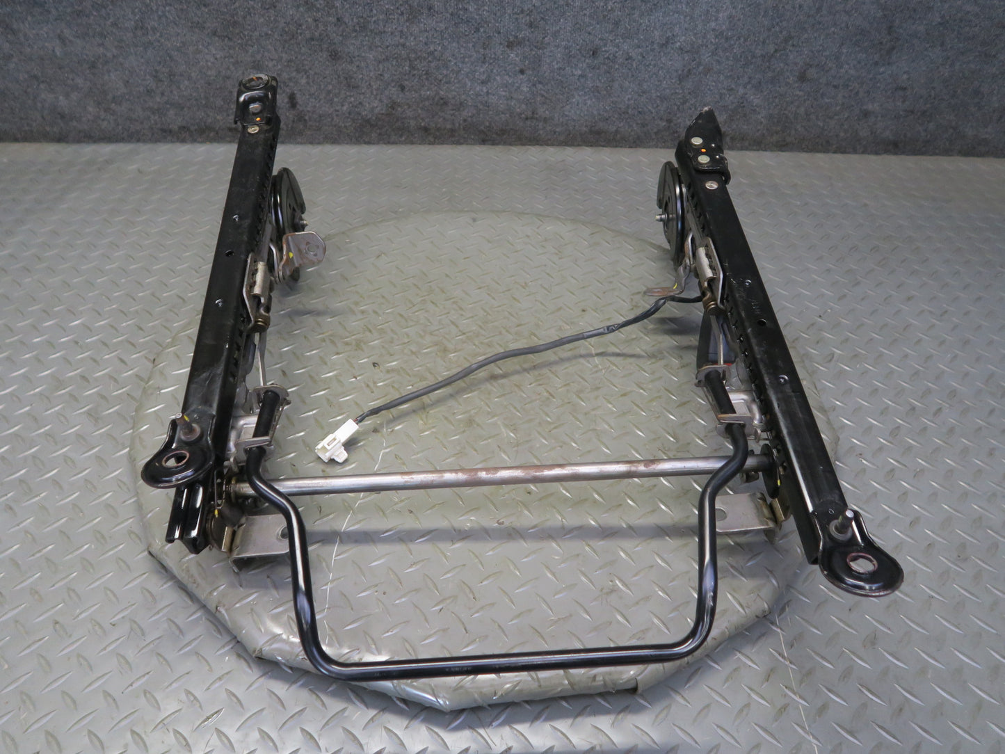 00-02 Toyota MR2 Spyder ZZW30L Front Left Seat Lower Track Rails OEM