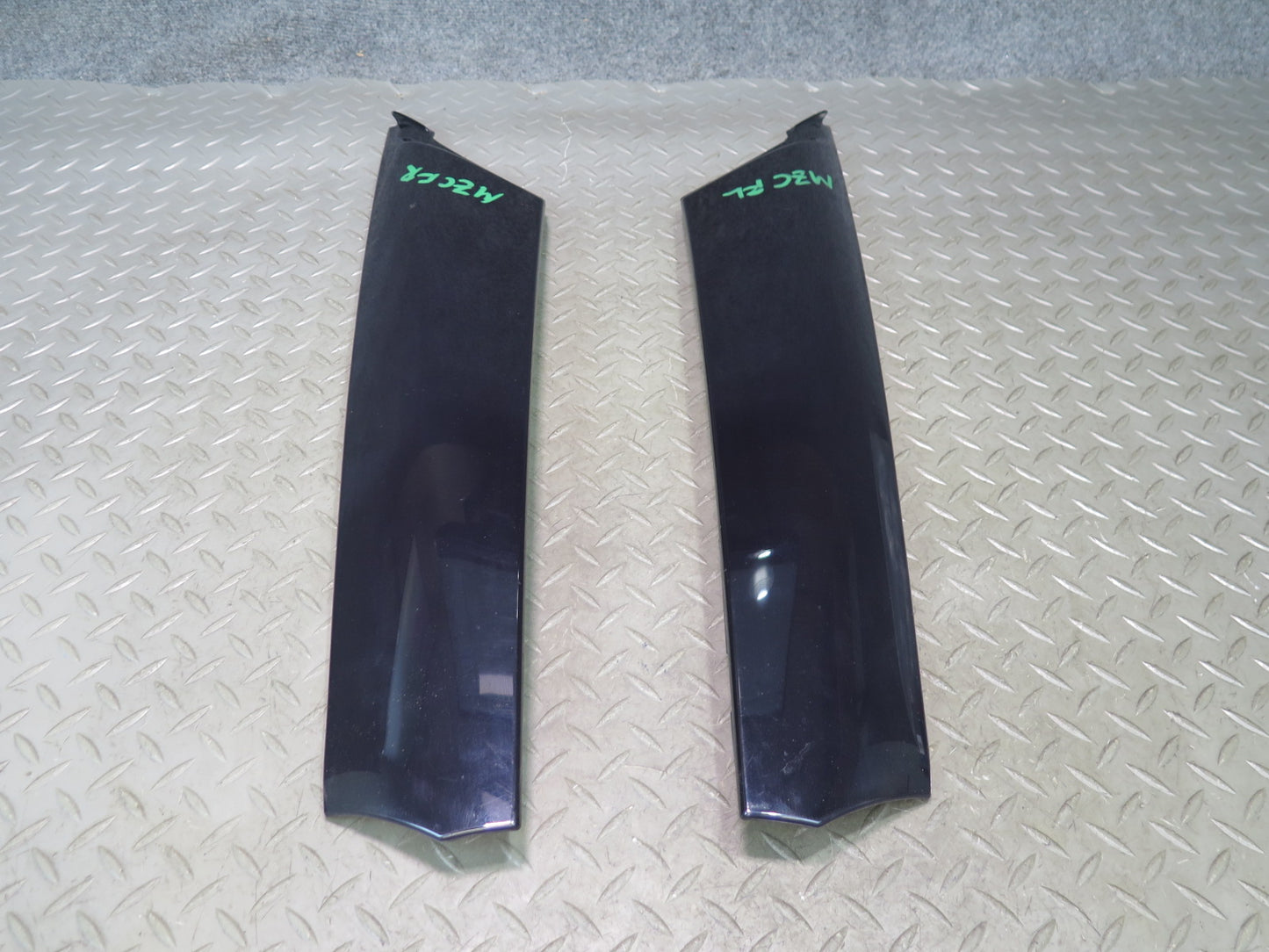 16-24 Mini Cooper F57 Convertible Front Exterior A Pillar Trim Molding Panel Set