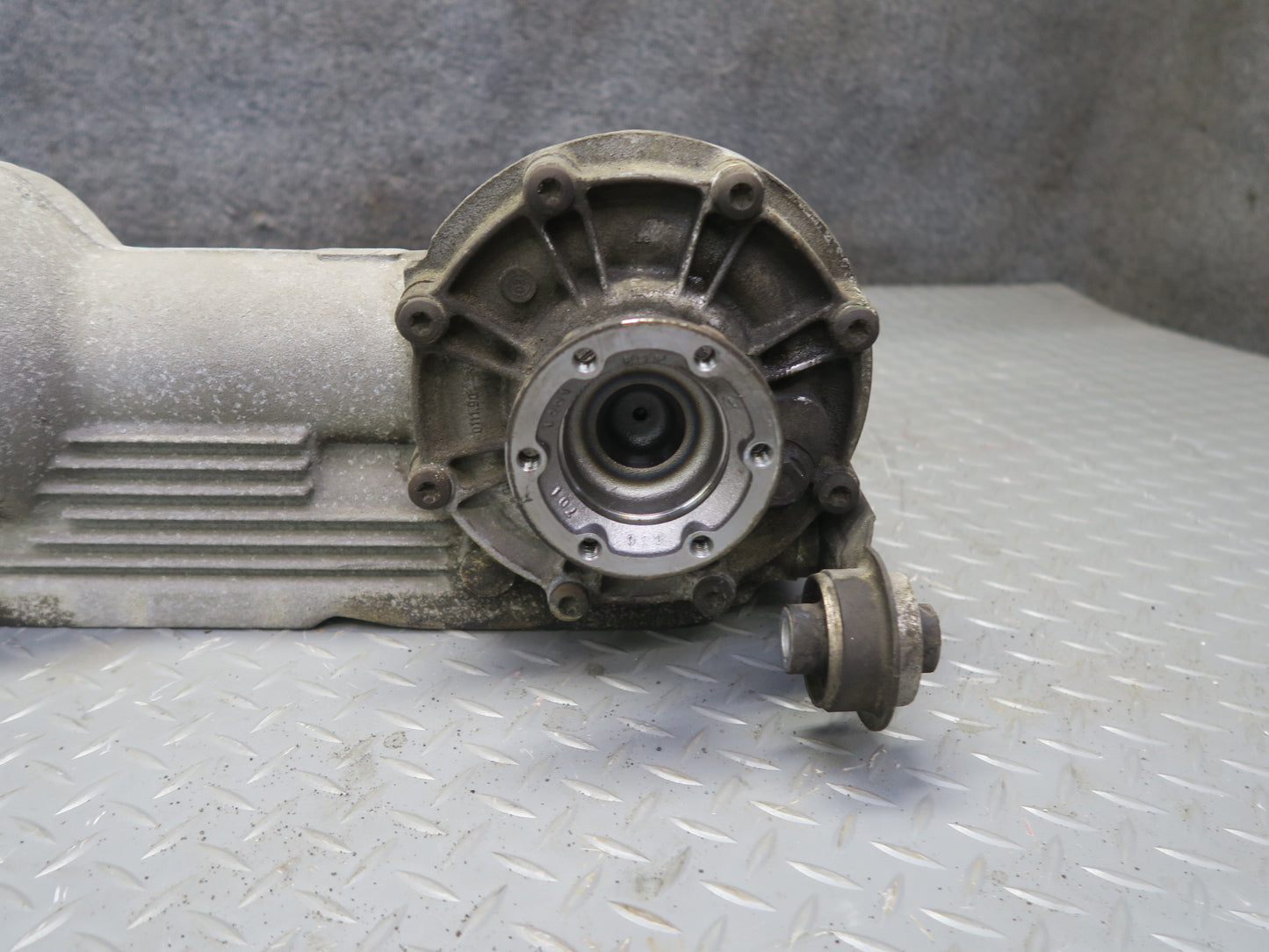 02-05 Porsche 911 Carrera 996 3.6L AWD Front Differential Assembly 105k Miles