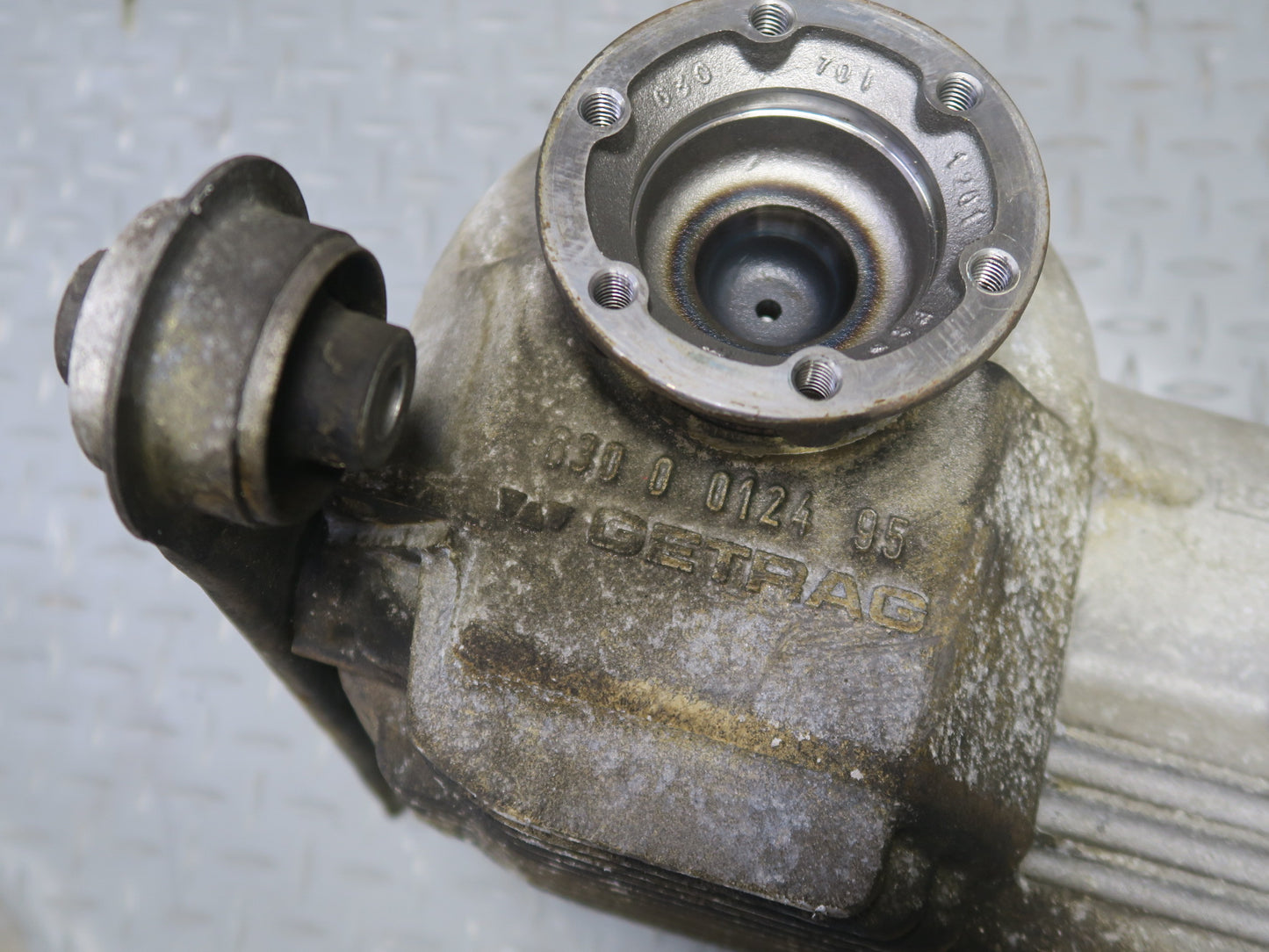 02-05 Porsche 911 Carrera 996 3.6L AWD Front Differential Assembly 105k Miles