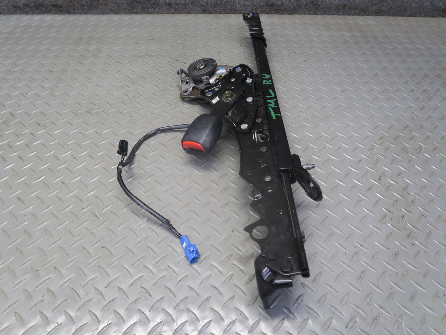 00-05 Toyota MR2 Spyder ZZW30L Front Right Seat Lower Track Rails OEM