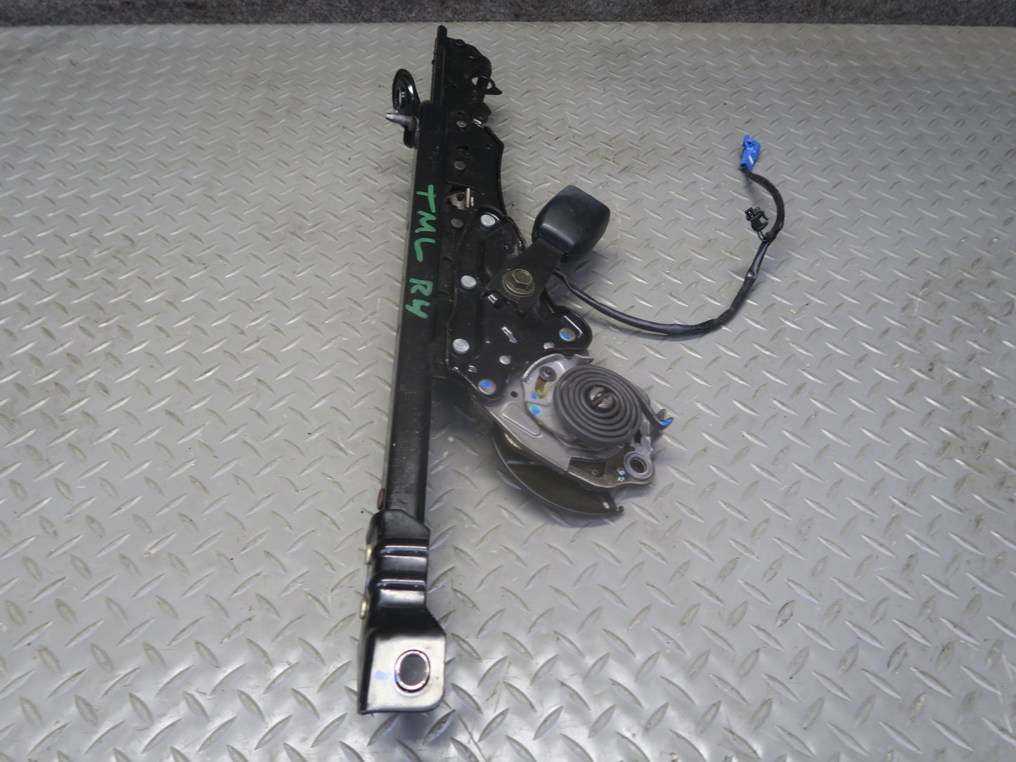 00-05 Toyota MR2 Spyder ZZW30L Front Right Seat Lower Track Rails OEM