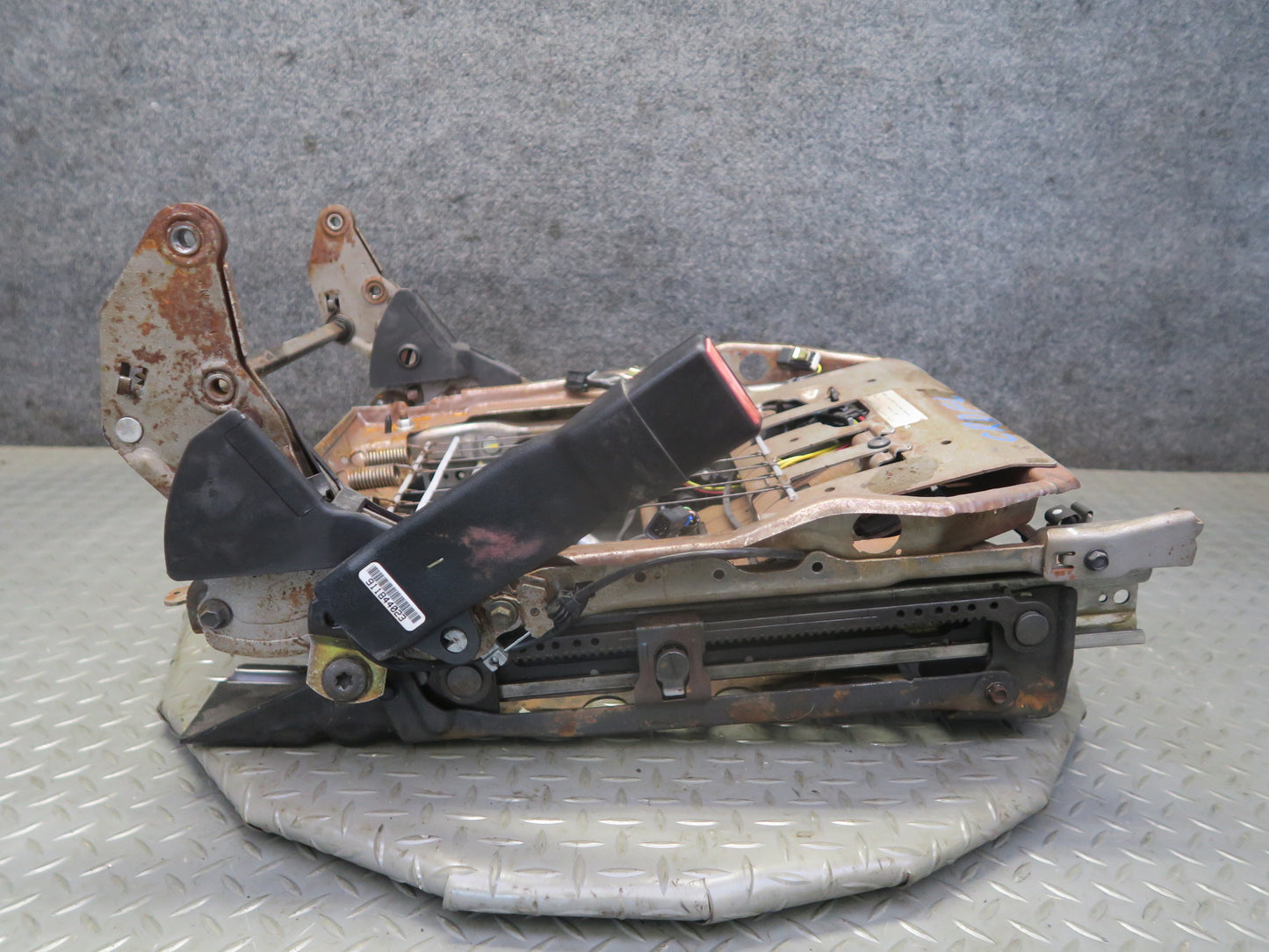 03-06 Chevrolet SSR Left Driver Seat Track w Motors OEM