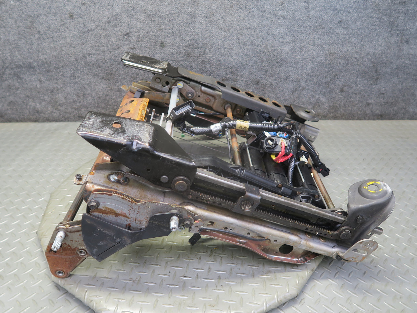 03-06 Chevrolet SSR Left Driver Seat Track w Motors OEM