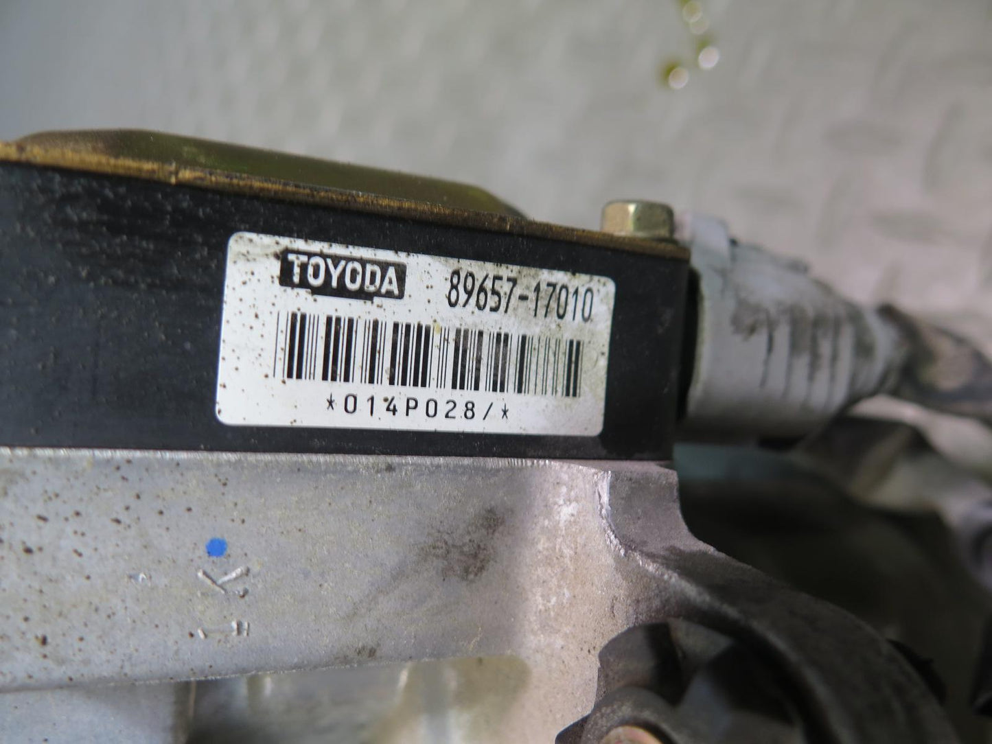 00-05 Toyota MR2 Spyder ZZW30L Power Steering Pump 89657-17010 OEM