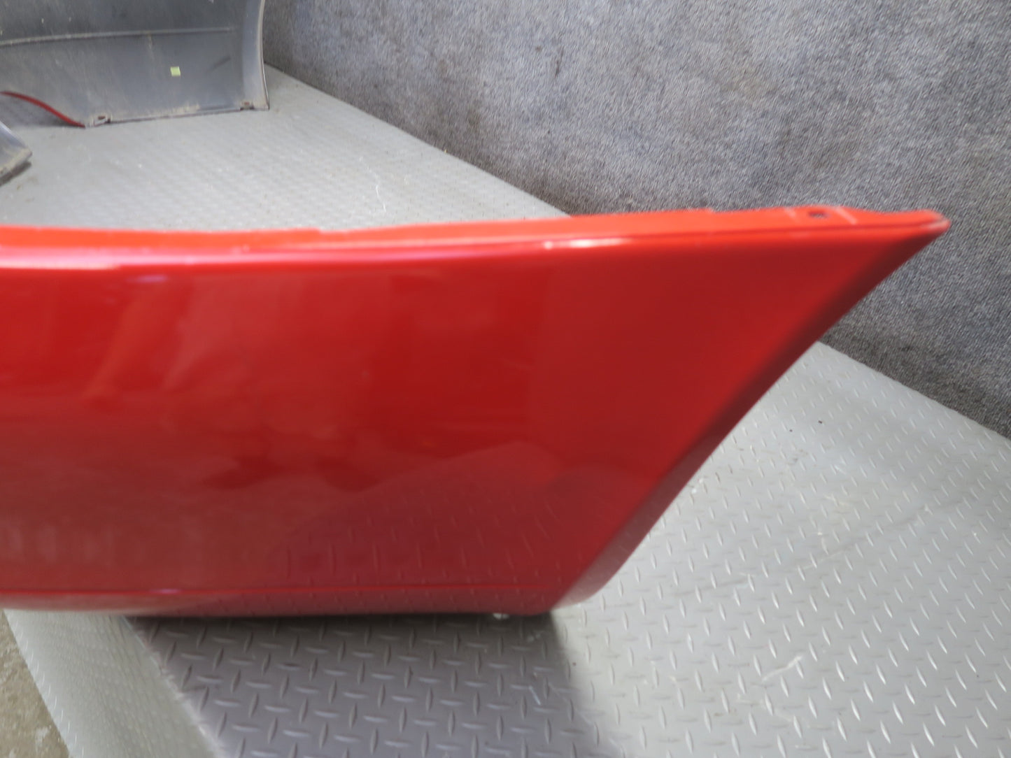 1999-2001 Porsche 911 Carrera 996 Rear Bumper Cover Guards RED