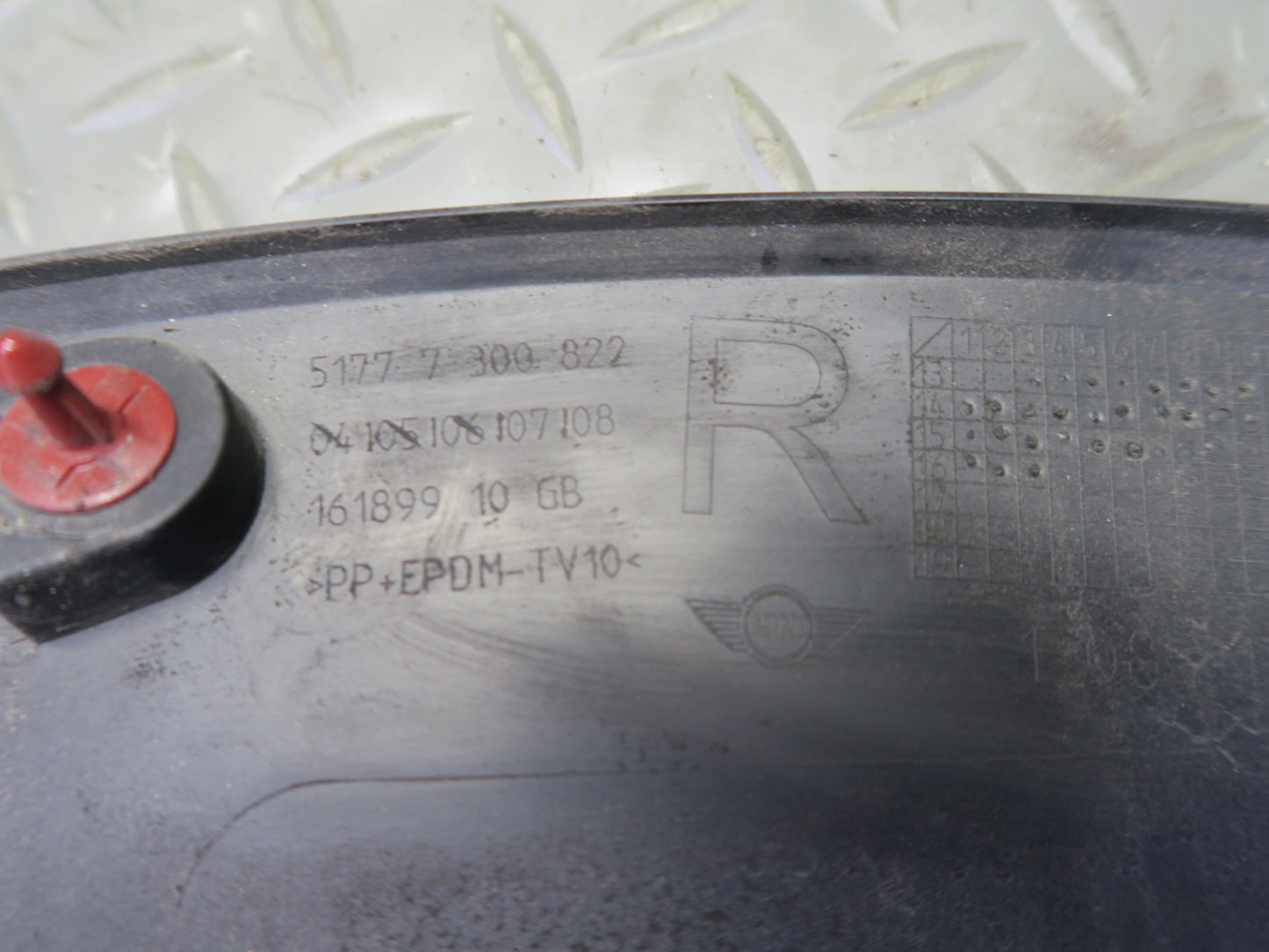 16-24 Mini Cooper F56 F57 Rear Right Wheel Arch Flare Molding 7300822 OEM