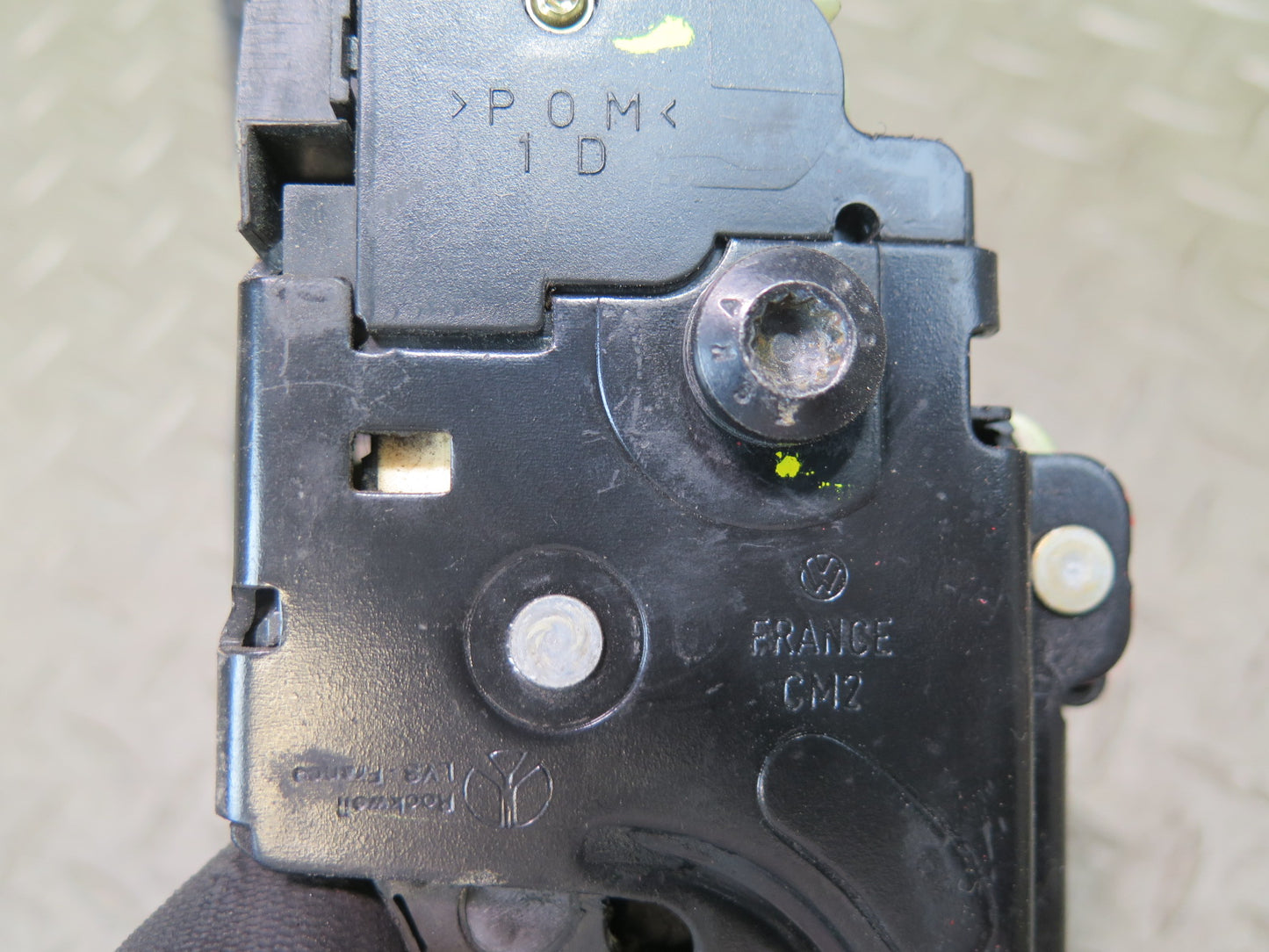 1999-2004 Porsche 911 996 Right Door Lock Latch Actuator