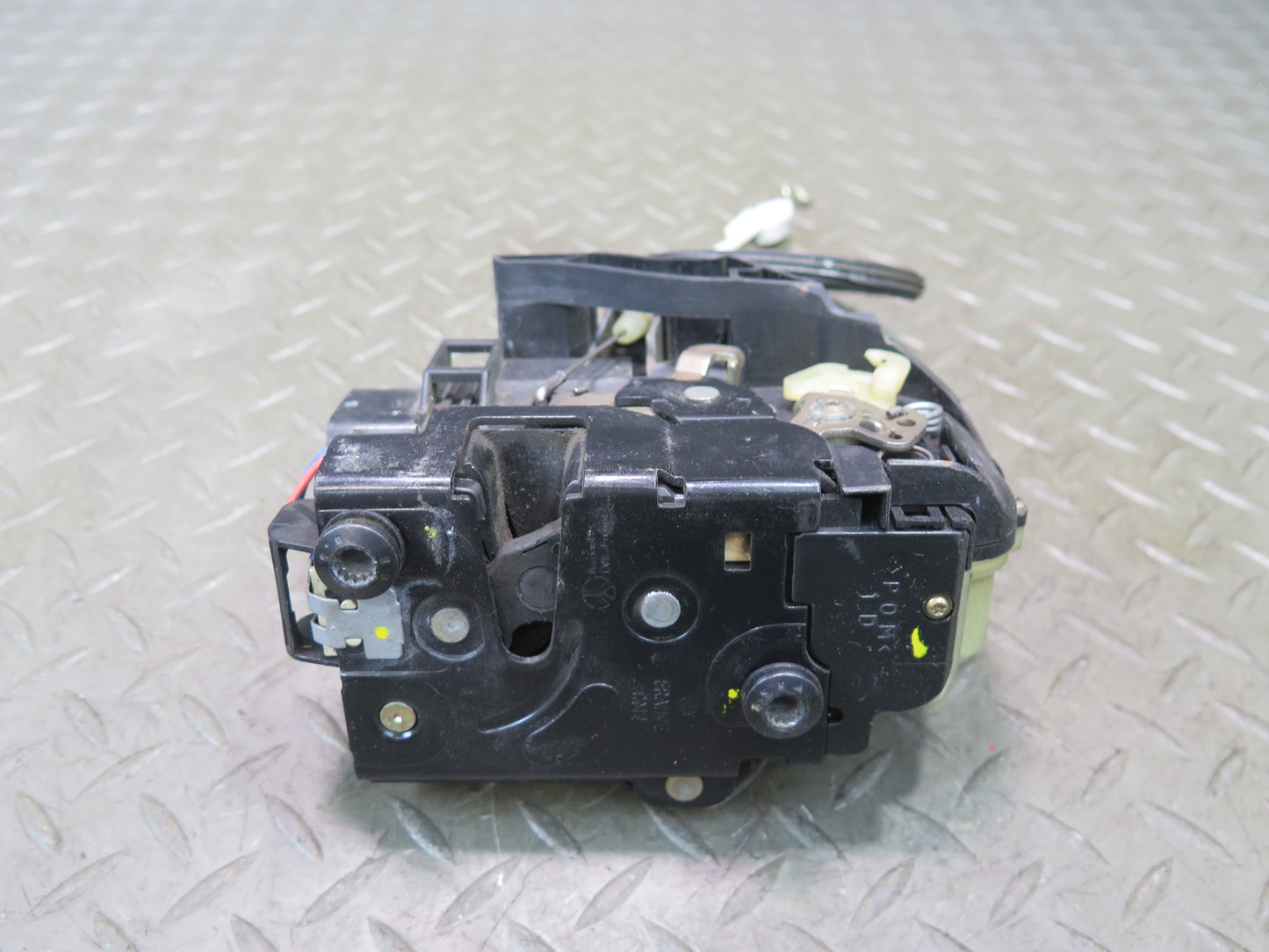 1999-2004 Porsche 911 996 Right Door Lock Latch Actuator