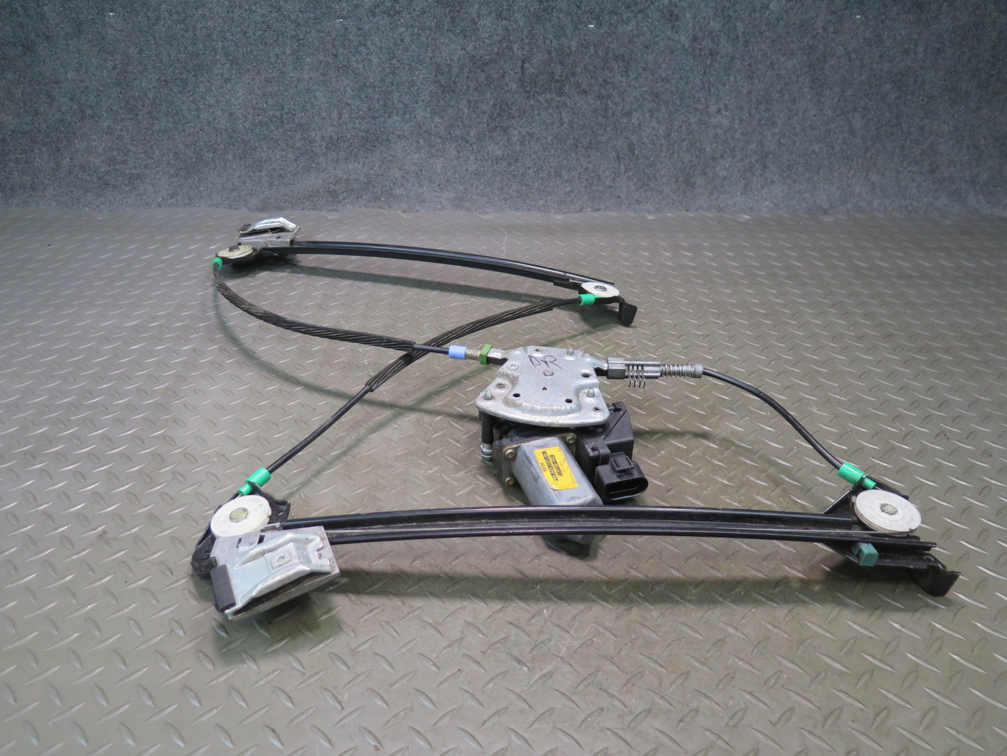 1999-2004 Porsche 911 996 Conv Left Door Window Regulator w Motor 99662410104