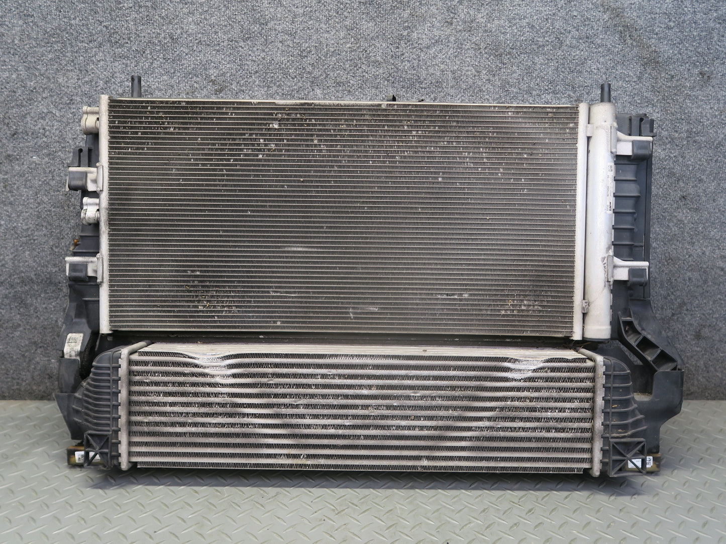 14-19 Mini Cooper S F55 F56 F57 2.0L B46M Engine Radiator A/C Condenser Fan Assy