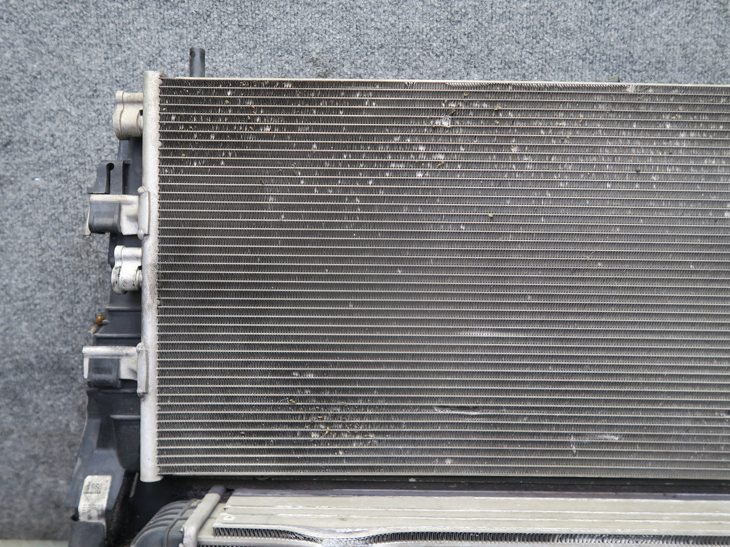 14-19 Mini Cooper S F55 F56 F57 2.0L B46M Engine Radiator A/C Condenser Fan Assy