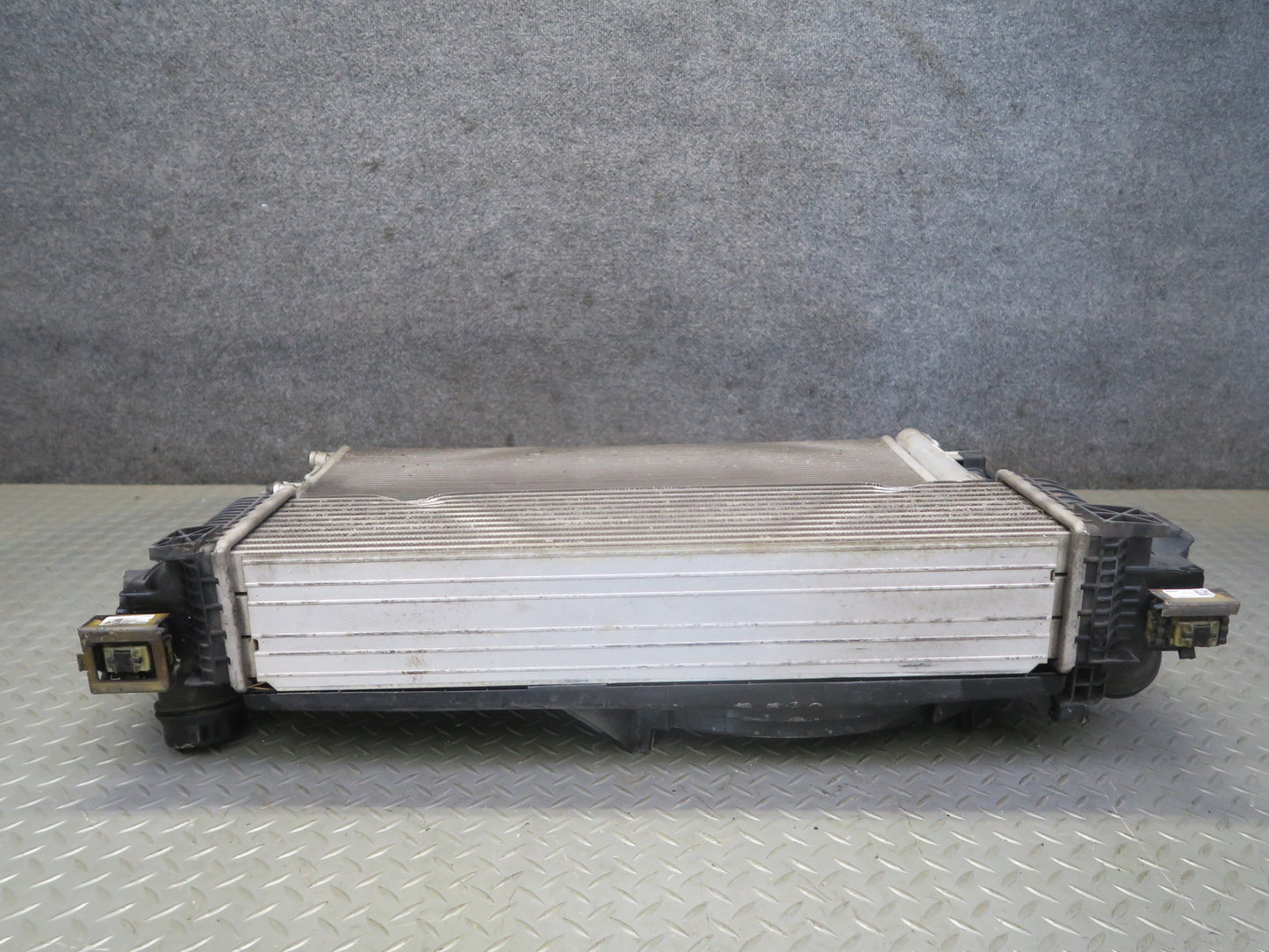 14-19 Mini Cooper S F55 F56 F57 2.0L B46M Engine Radiator A/C Condenser Fan Assy