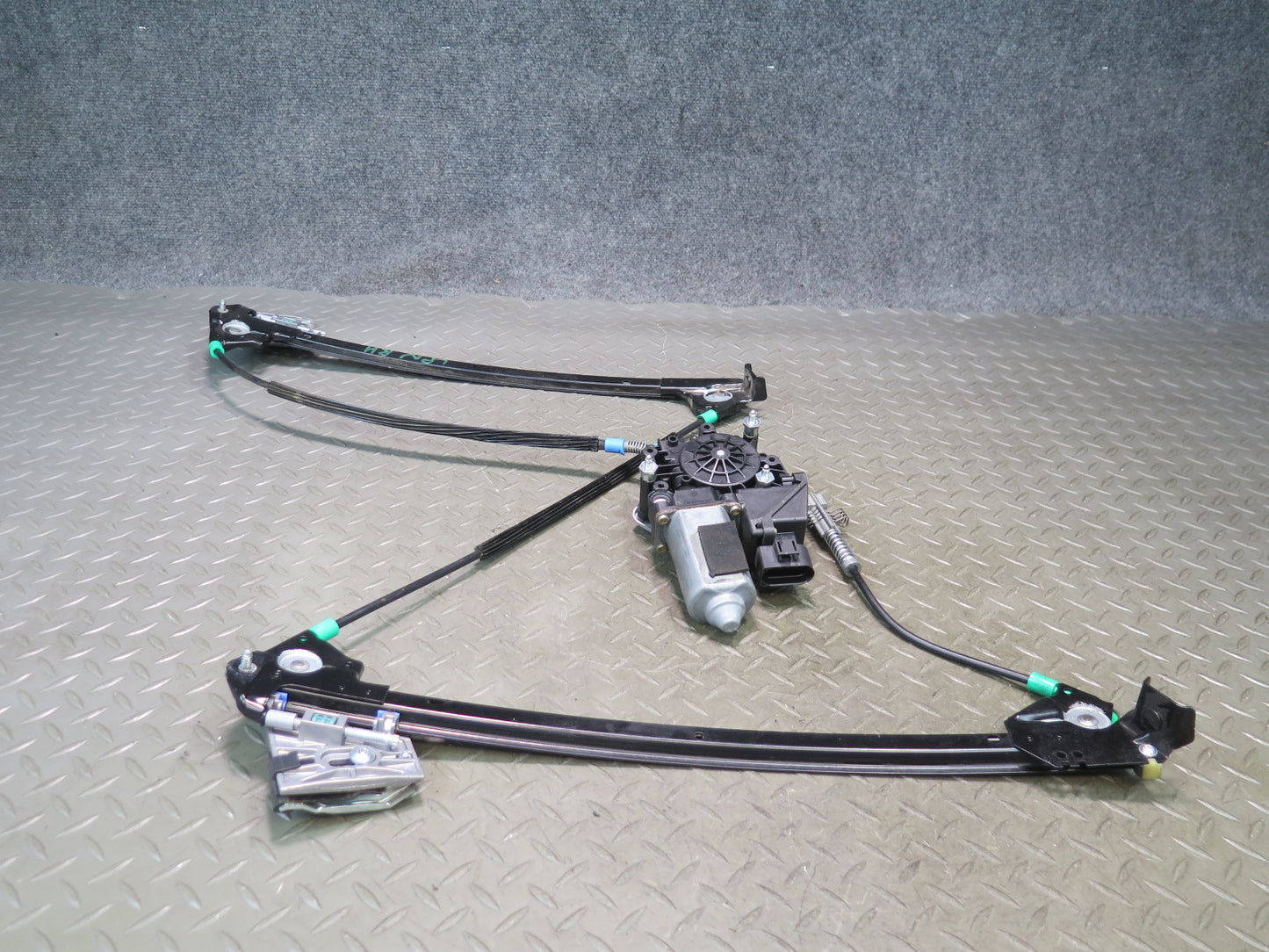 1999-2004 Porsche 911 996 Right Door Window Regulator w Motor 99654207604