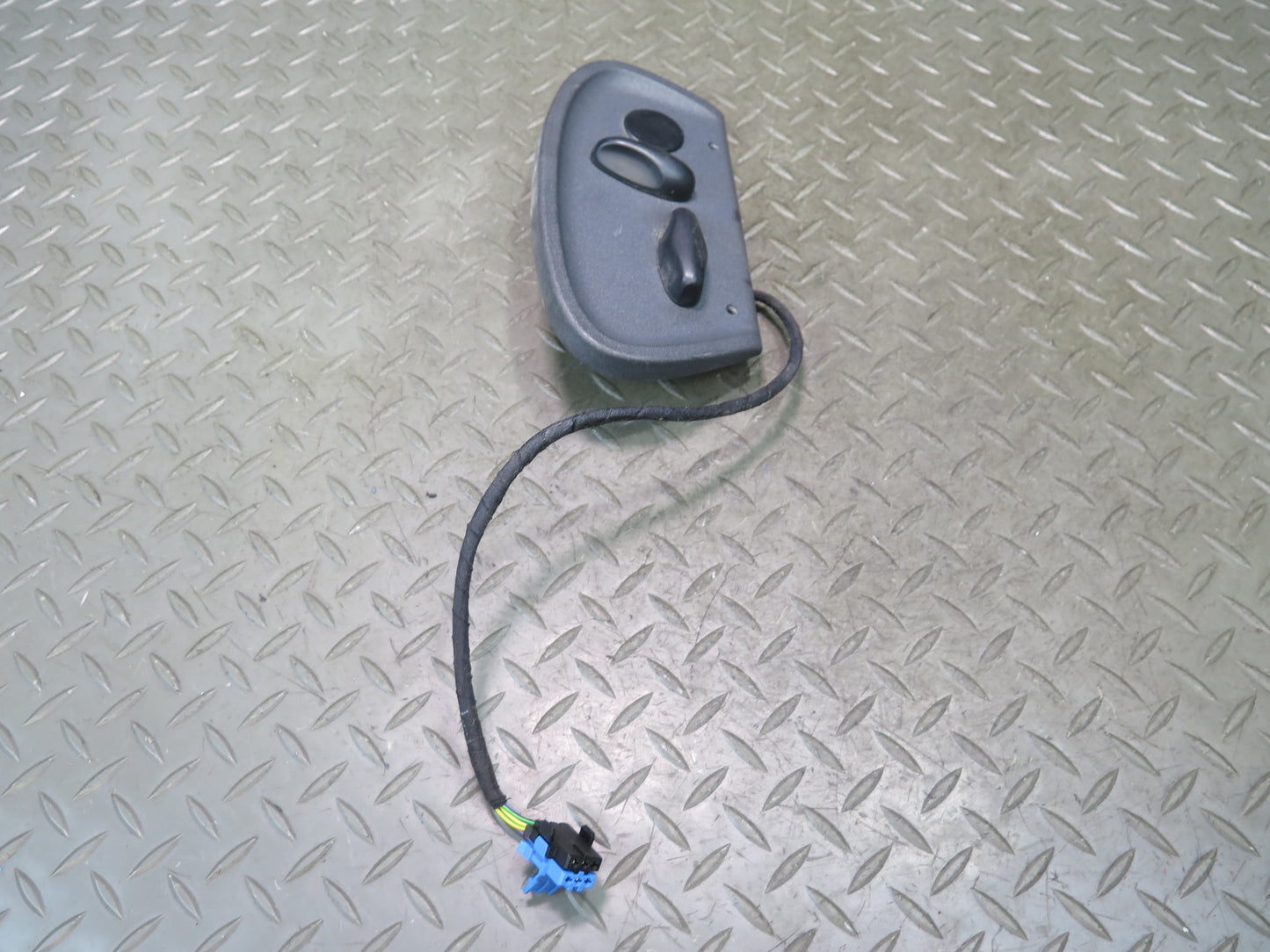 1999-2005 Porsche 911 996 Front Left Seat Adjust Control Switch w Trim