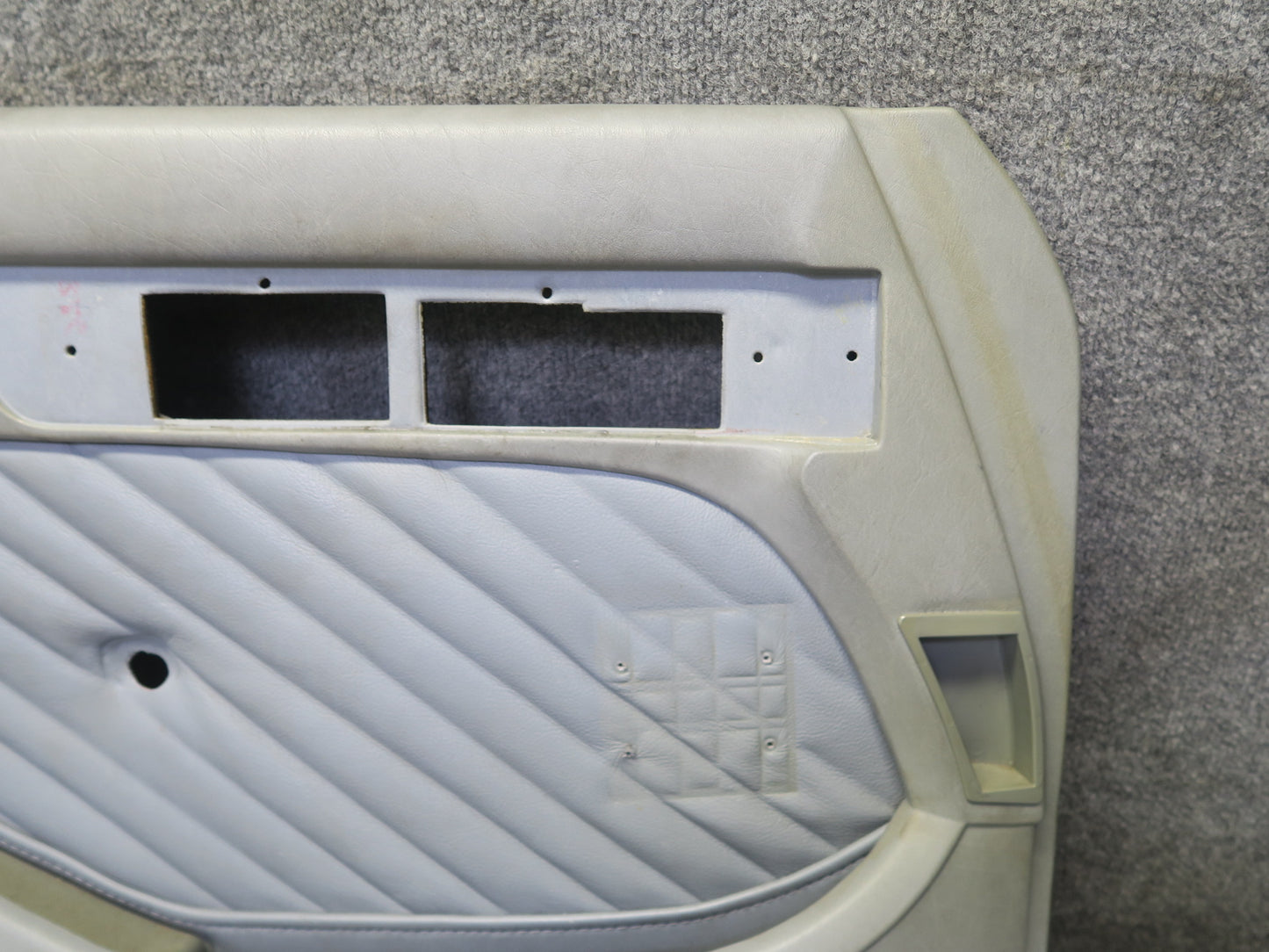 86-91 Mercedes W126 560SEL Sedan Set of 2 Front Door Interior Trim Panel OEM