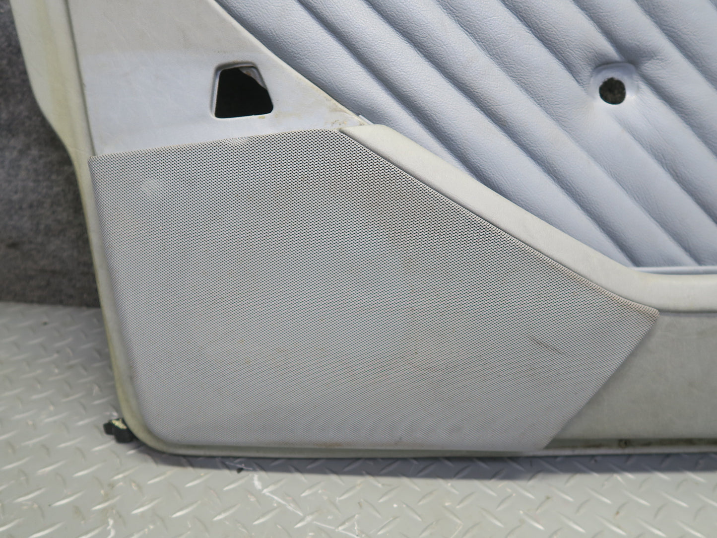 86-91 Mercedes W126 560SEL Sedan Set of 2 Front Door Interior Trim Panel OEM