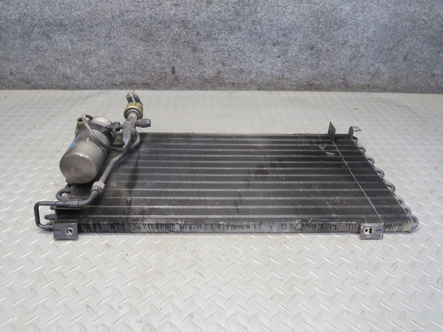 1987-1991 Porsche 928 S4 5.0L A/C Air Conditioning Condenser W/ Dryer