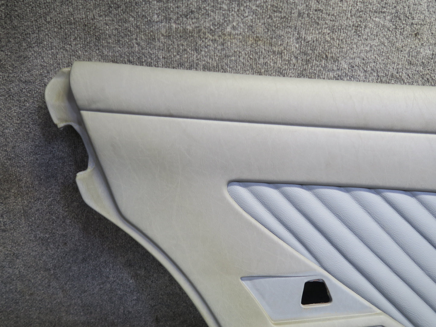 86-91 Mercedes W126 560SEL Sedan Set of 2 Rear Door Interior Trim Panel OEM