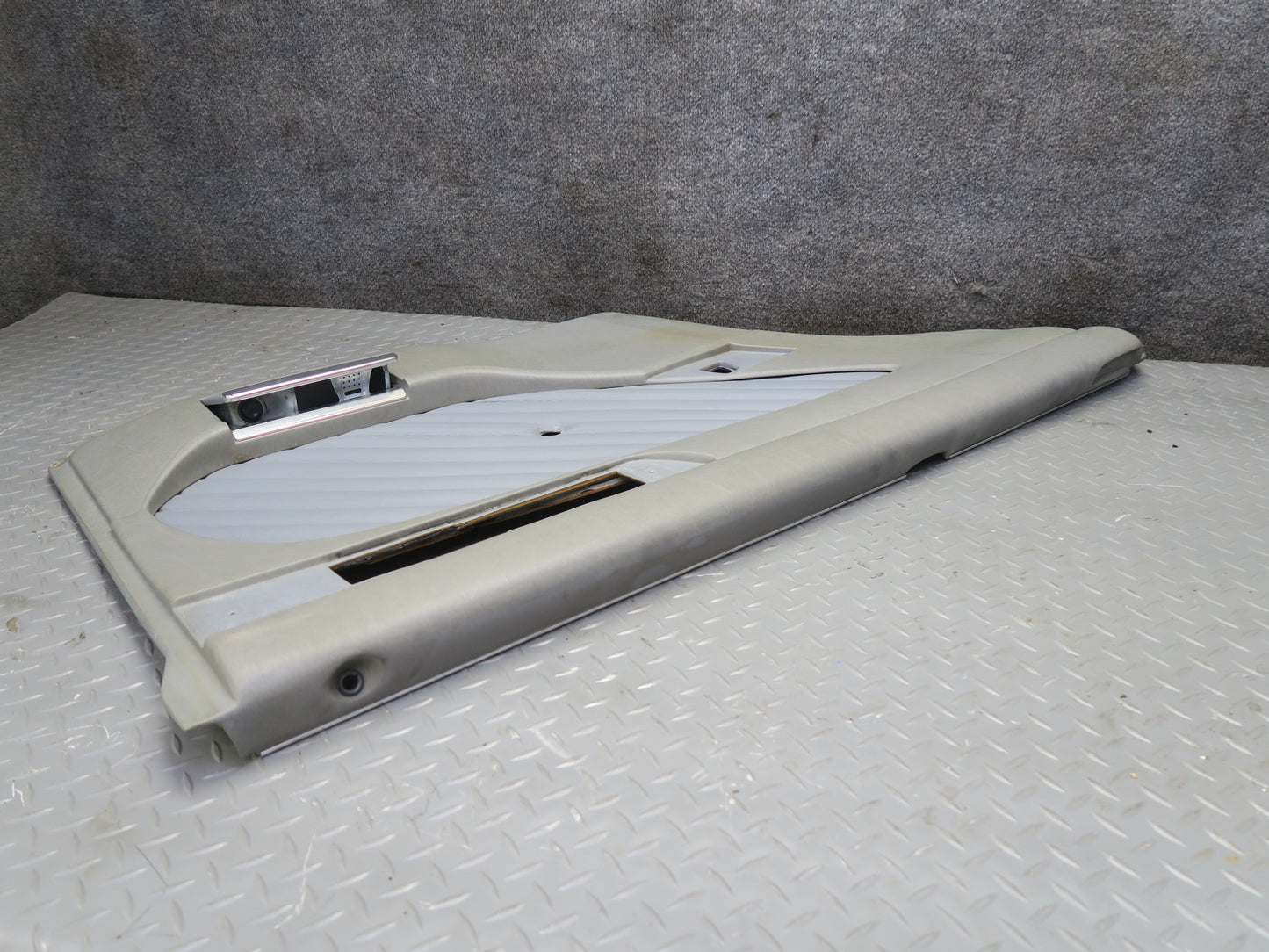 86-91 Mercedes W126 560SEL Sedan Set of 2 Rear Door Interior Trim Panel OEM