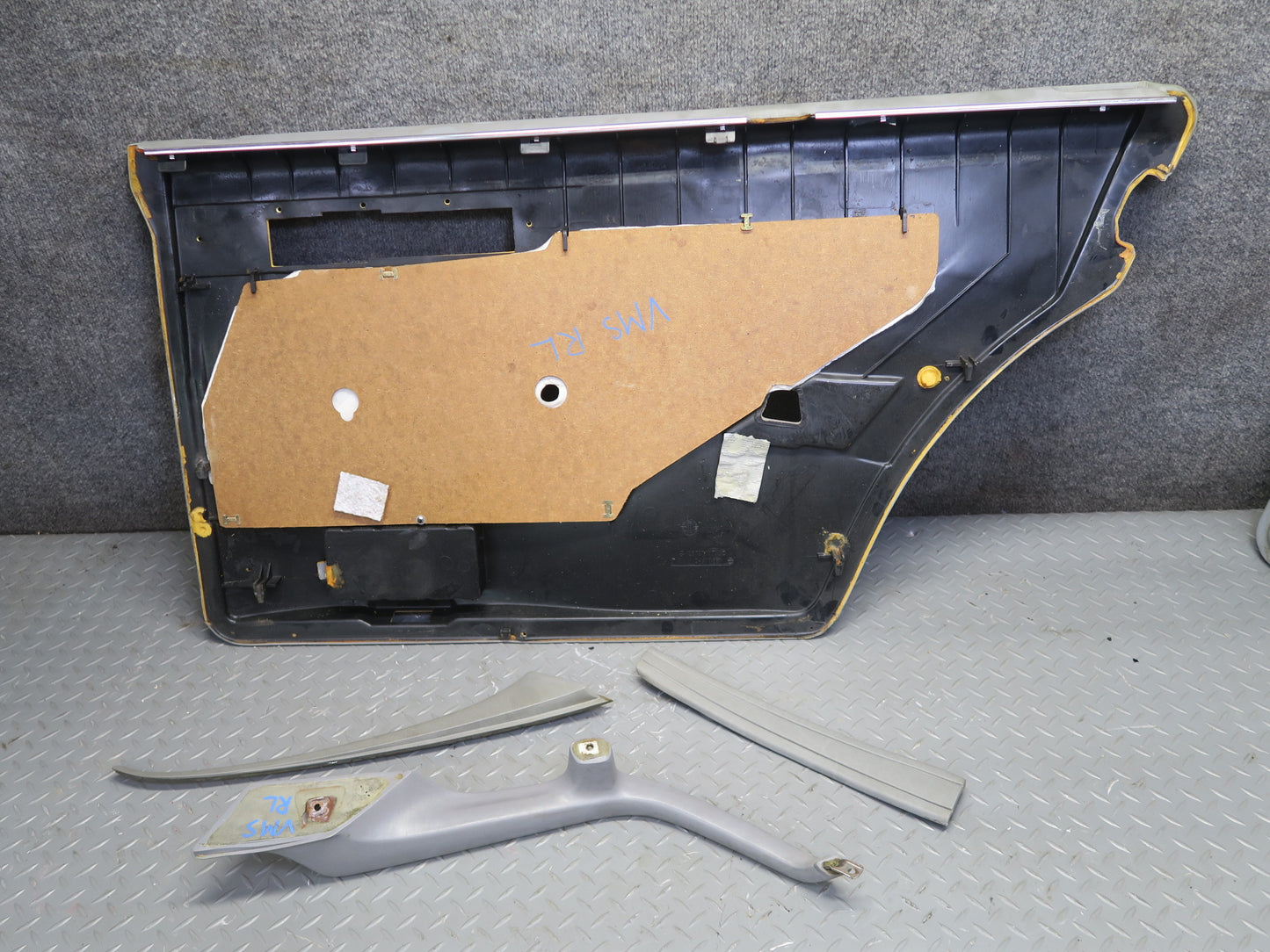 86-91 Mercedes W126 560SEL Sedan Set of 2 Rear Door Interior Trim Panel OEM