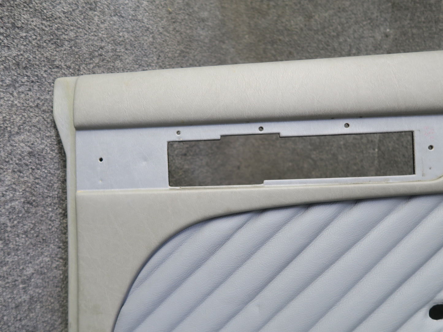 86-91 Mercedes W126 560SEL Sedan Set of 2 Rear Door Interior Trim Panel OEM