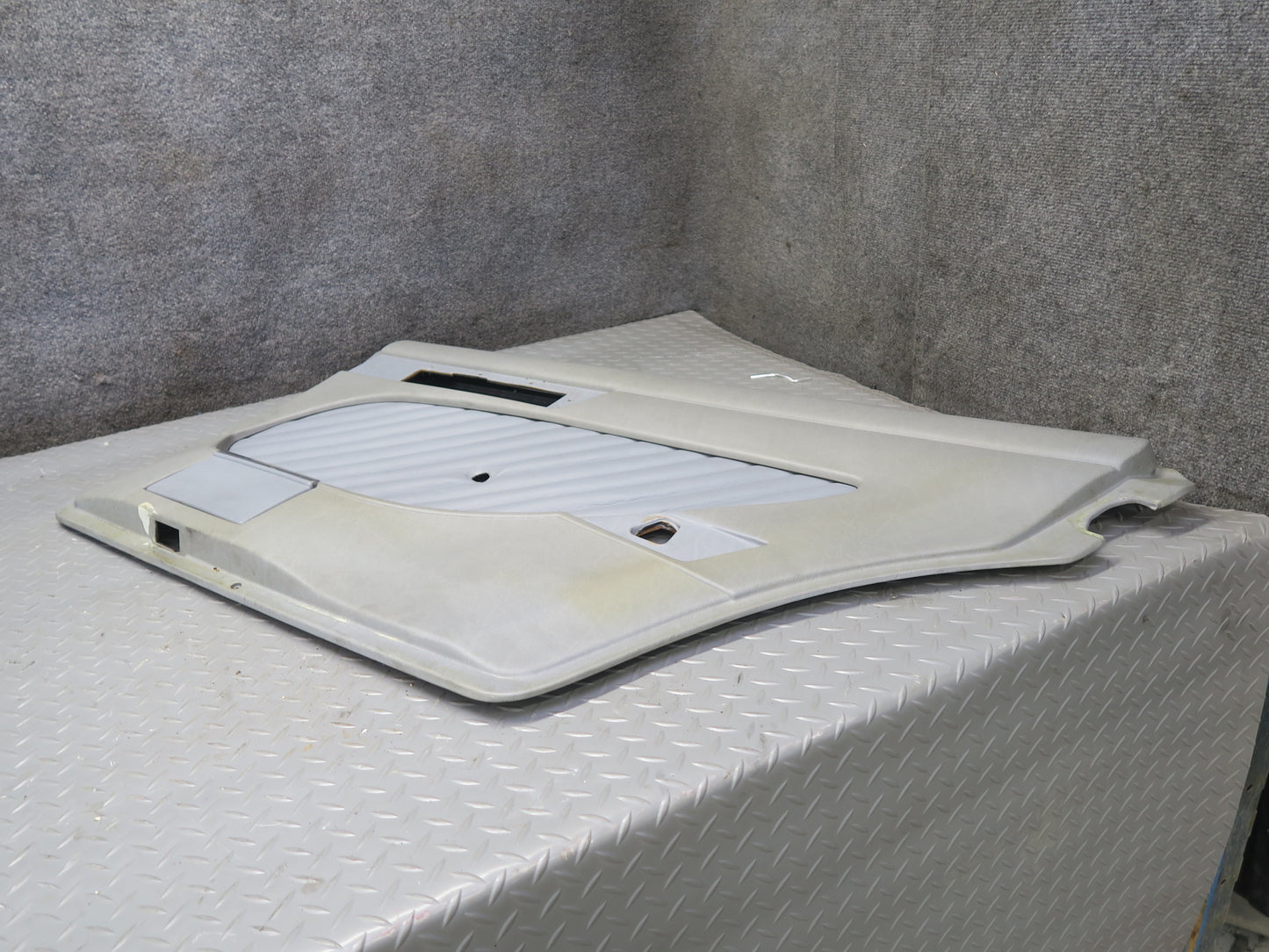 86-91 Mercedes W126 560SEL Sedan Set of 2 Rear Door Interior Trim Panel OEM