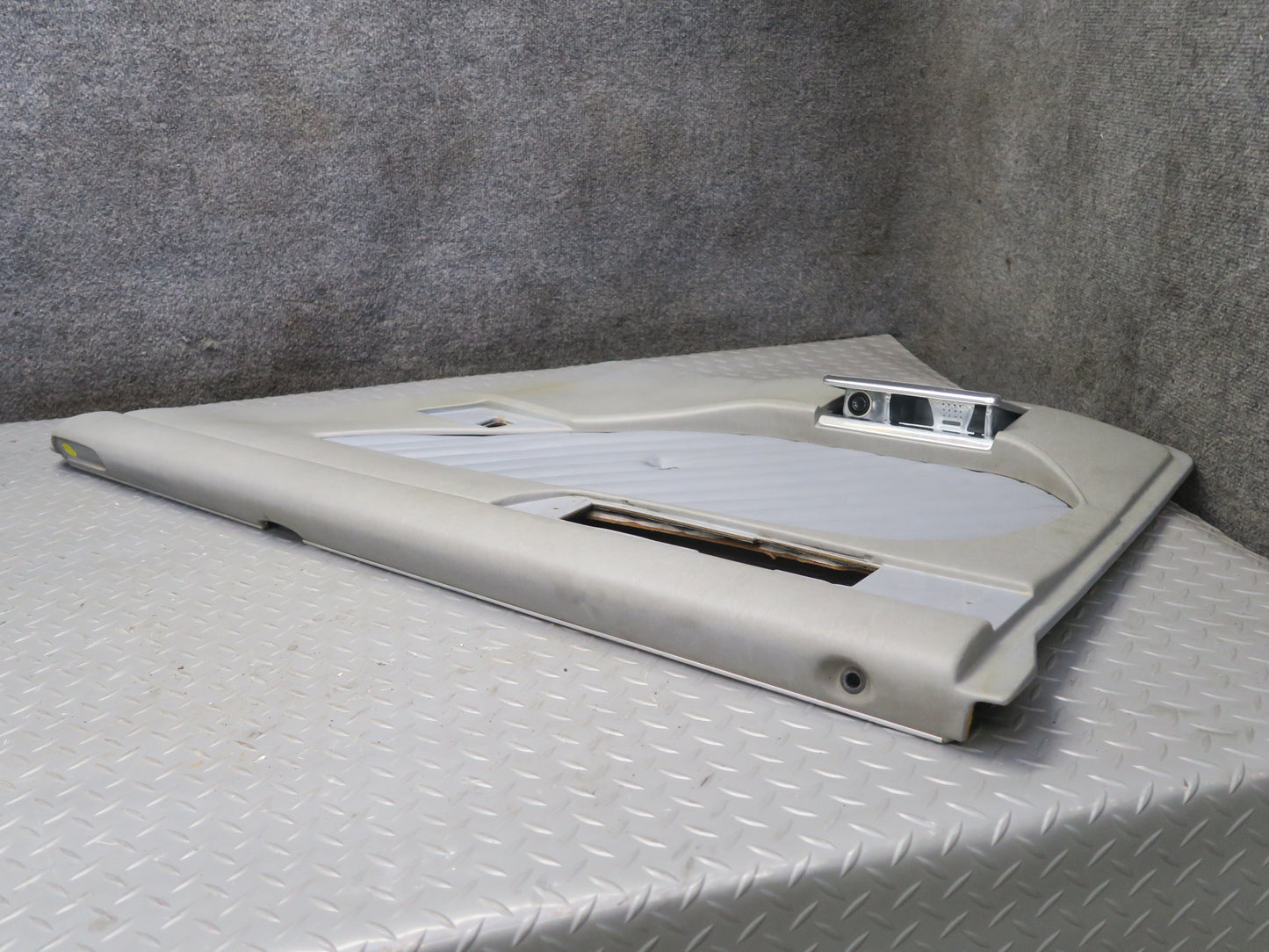 86-91 Mercedes W126 560SEL Sedan Set of 2 Rear Door Interior Trim Panel OEM