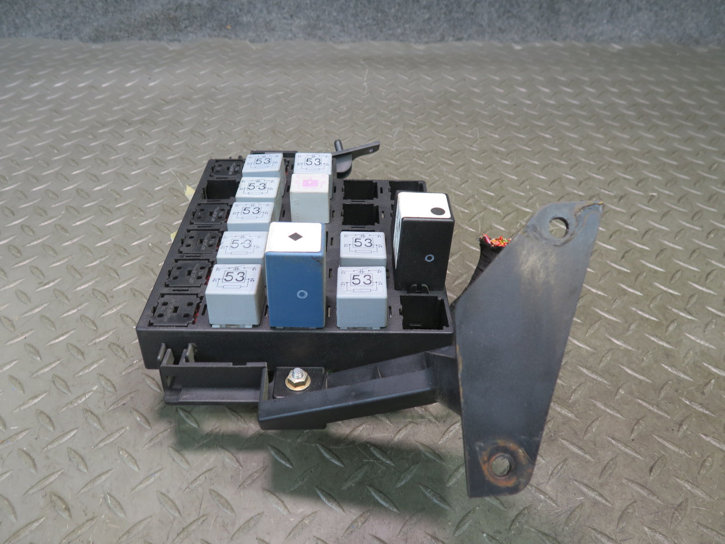 1999 Porsche 911 996 Junction Fuse Relay Box Module Unit