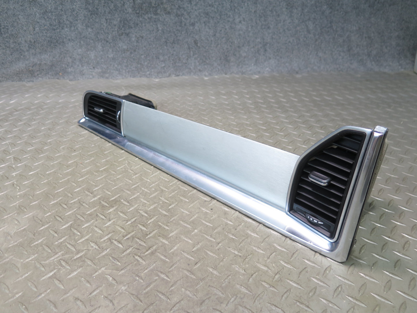 15-18 Porsche Macan Dash Front Left Center Right A/C Air Vent Grille Trim Set