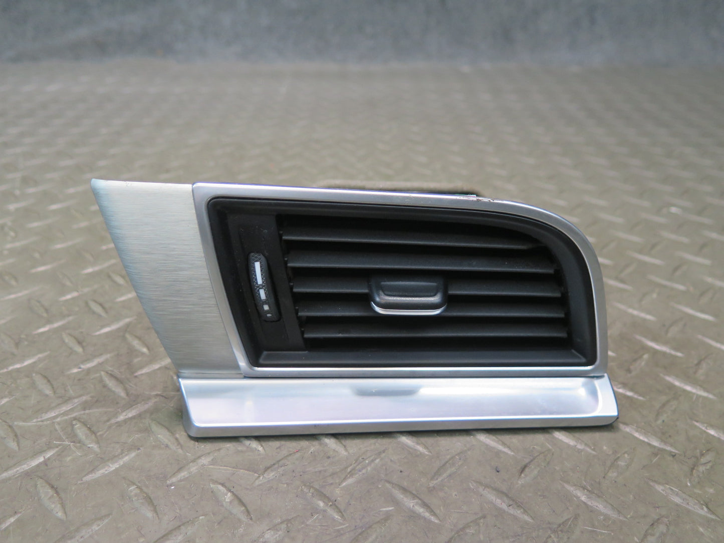 15-18 Porsche Macan Dash Front Left Center Right A/C Air Vent Grille Trim Set