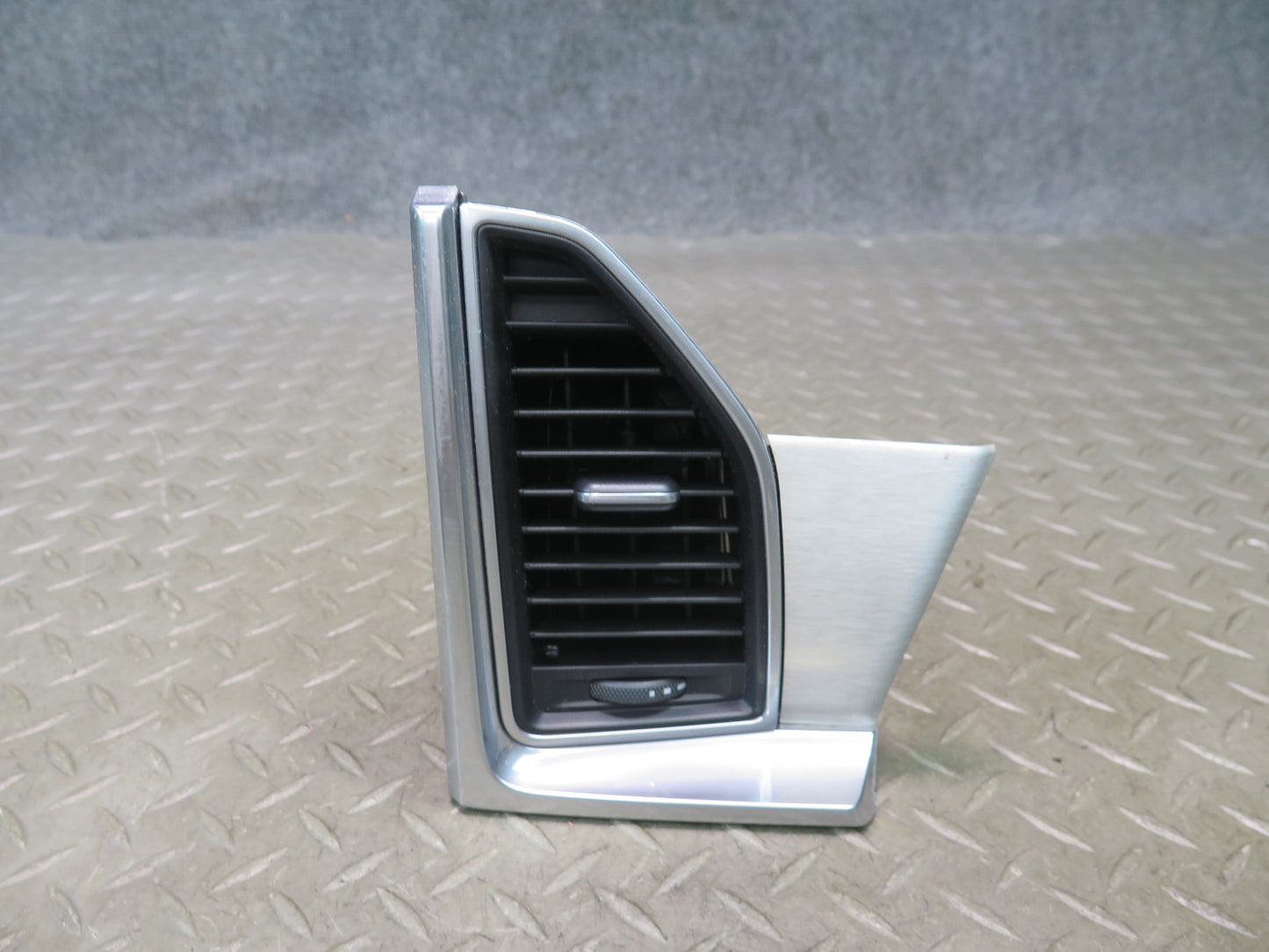 15-18 Porsche Macan Dash Front Left Center Right A/C Air Vent Grille Trim Set