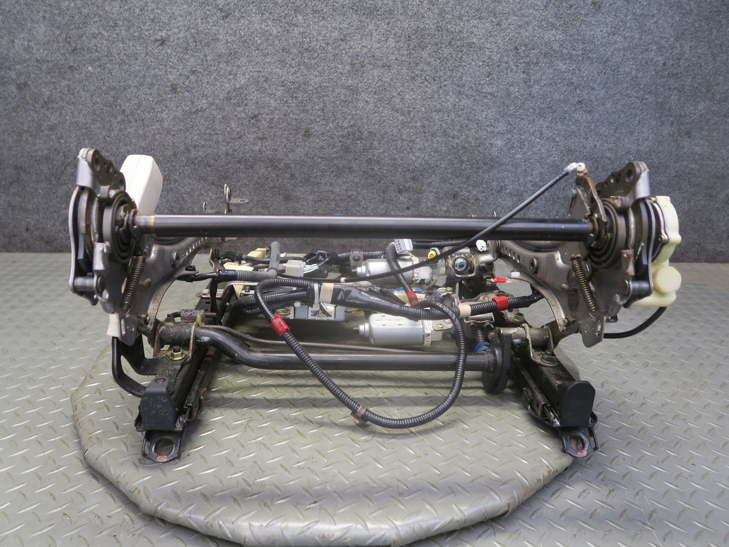 02-05 Lexus UZZ40L SC430 Front Right Seat Track w Motors & Module OEM