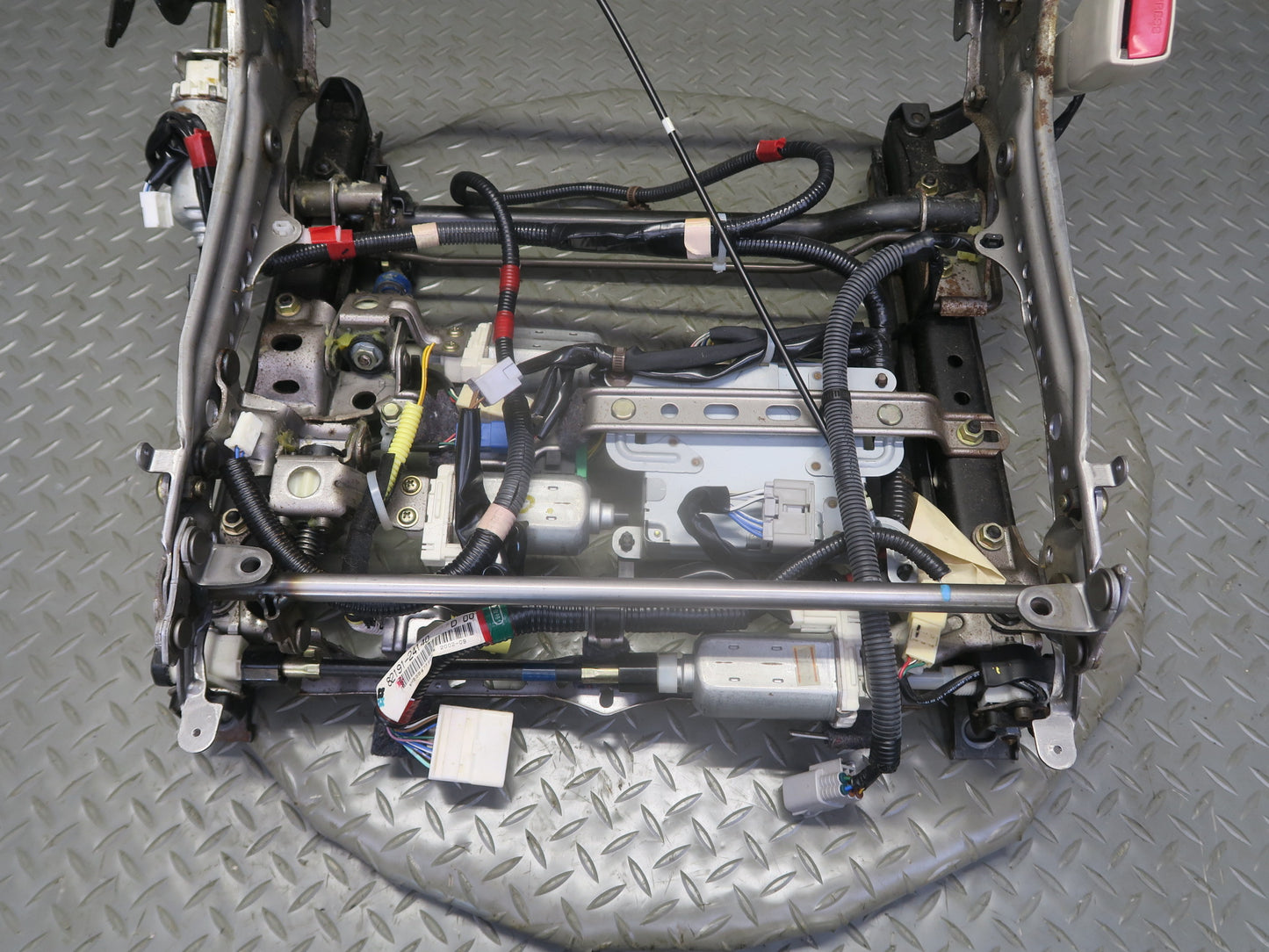 02-05 Lexus UZZ40L SC430 Front Right Seat Track w Motors & Module OEM