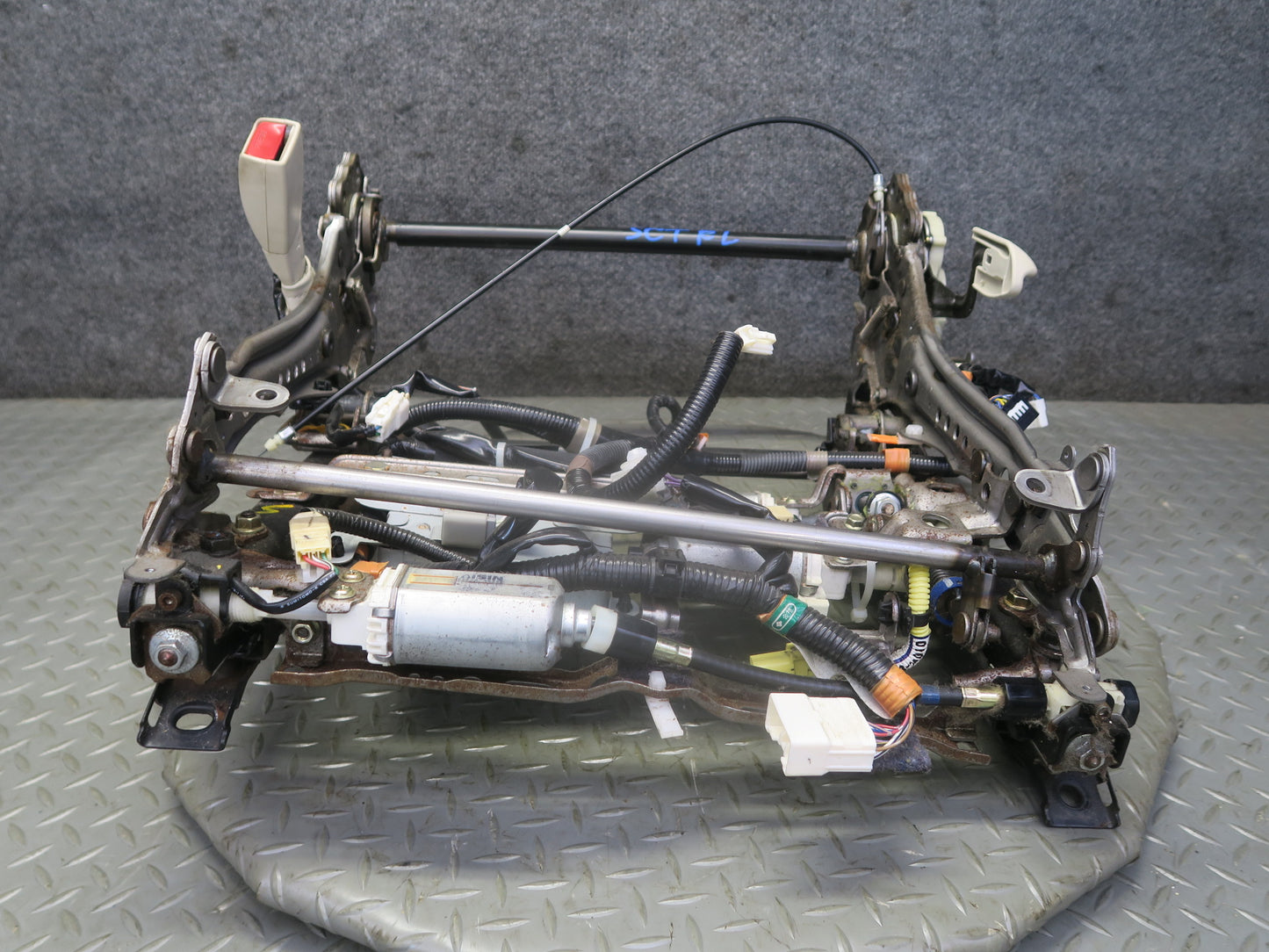 02-05 Lexus UZZ40L SC430 Front Left Seat Track w Motors & Module OEM
