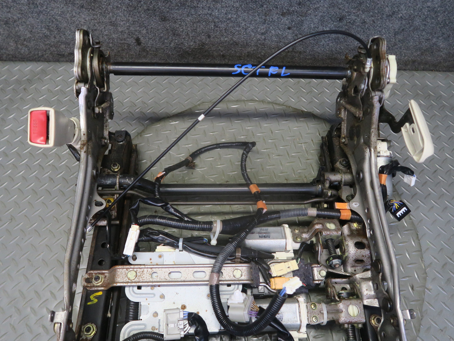 02-05 Lexus UZZ40L SC430 Front Left Seat Track w Motors & Module OEM