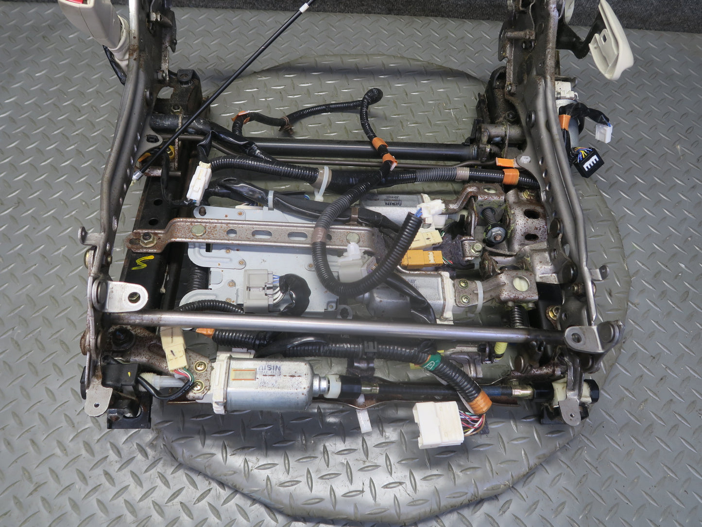 02-05 Lexus UZZ40L SC430 Front Left Seat Track w Motors & Module OEM