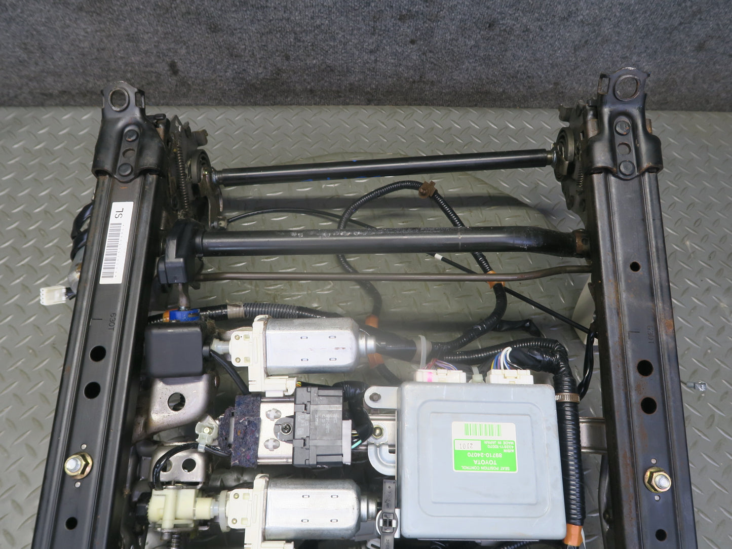 02-05 Lexus UZZ40L SC430 Front Left Seat Track w Motors & Module OEM