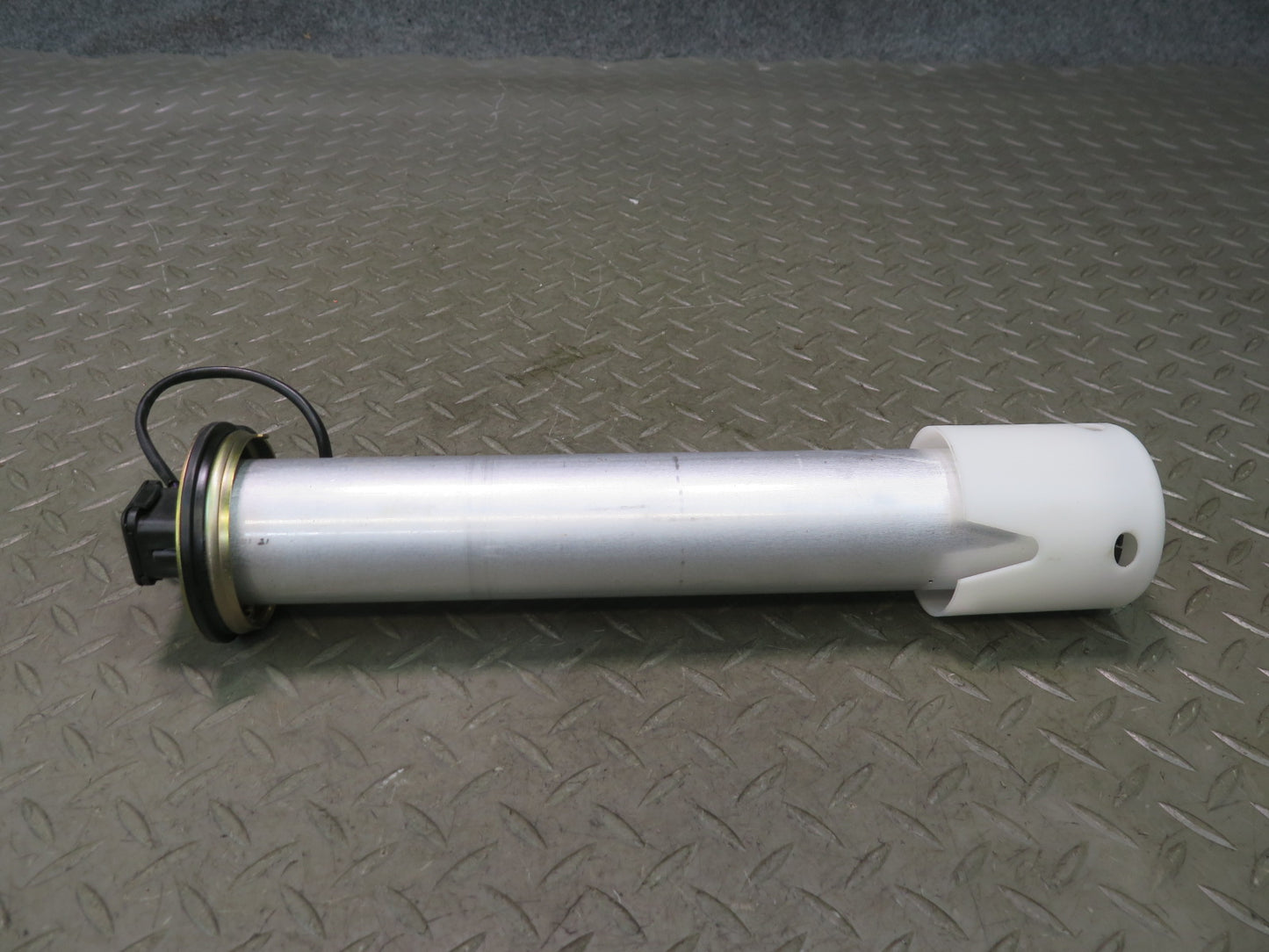 1987-1988 Porsche 928 S4 Electric Fuel Gas Pump Filter Sending Unit Assembly