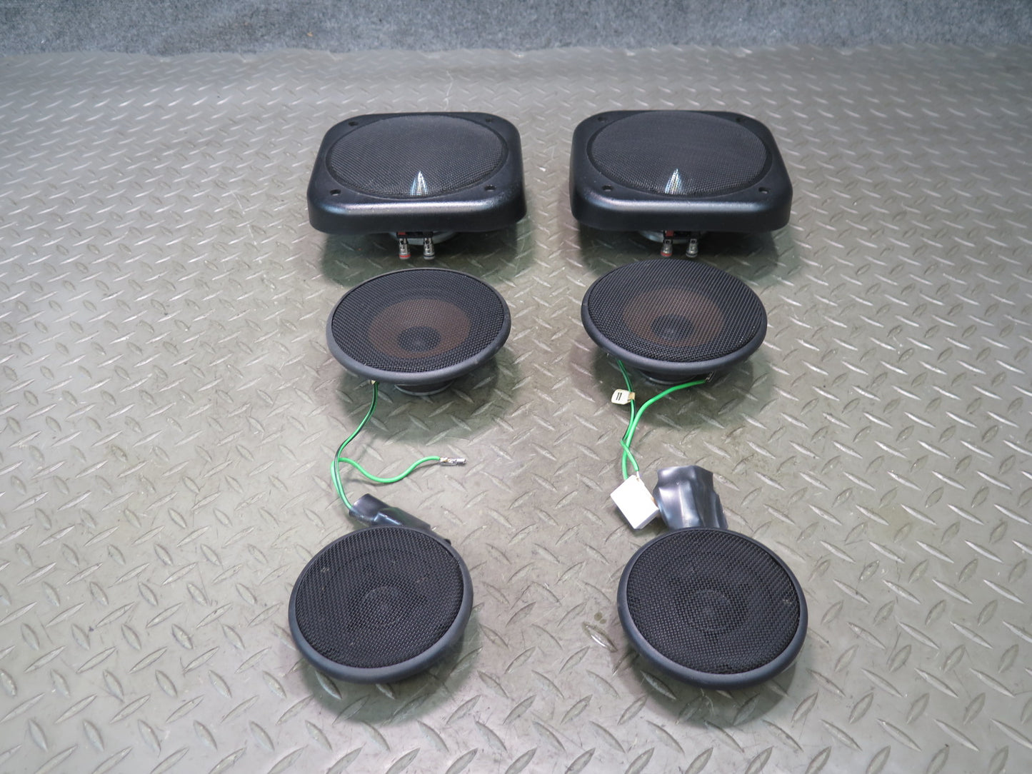 1984-1988 Porsche 928 Front & Rear Left Right Side Door Audio Sound Speaker Set